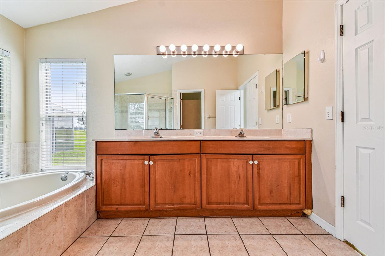 Image 23 of 44 For 6226 Bobby Jones Court