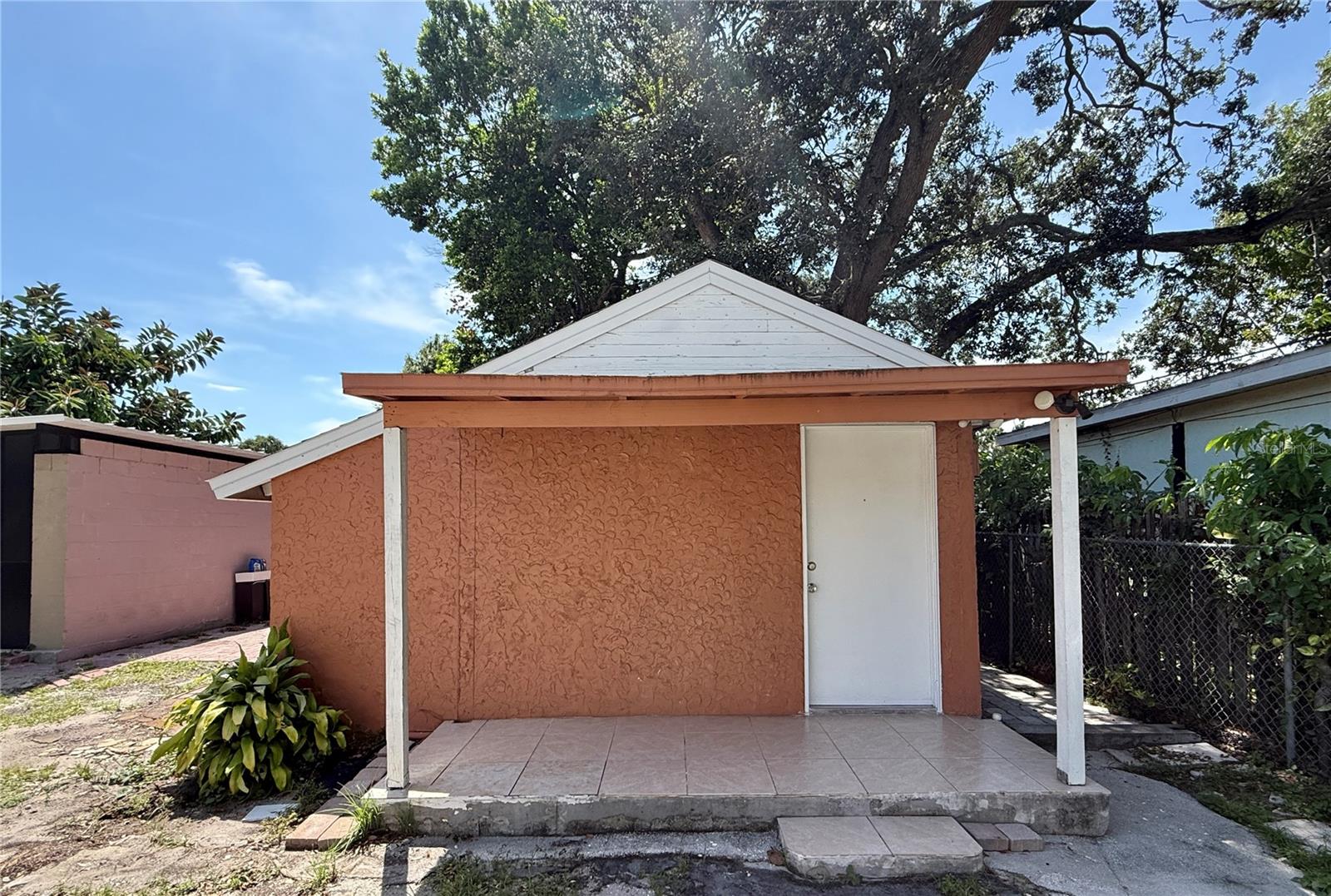 Image 2 of 7 For 2106 Himes Avenue 3