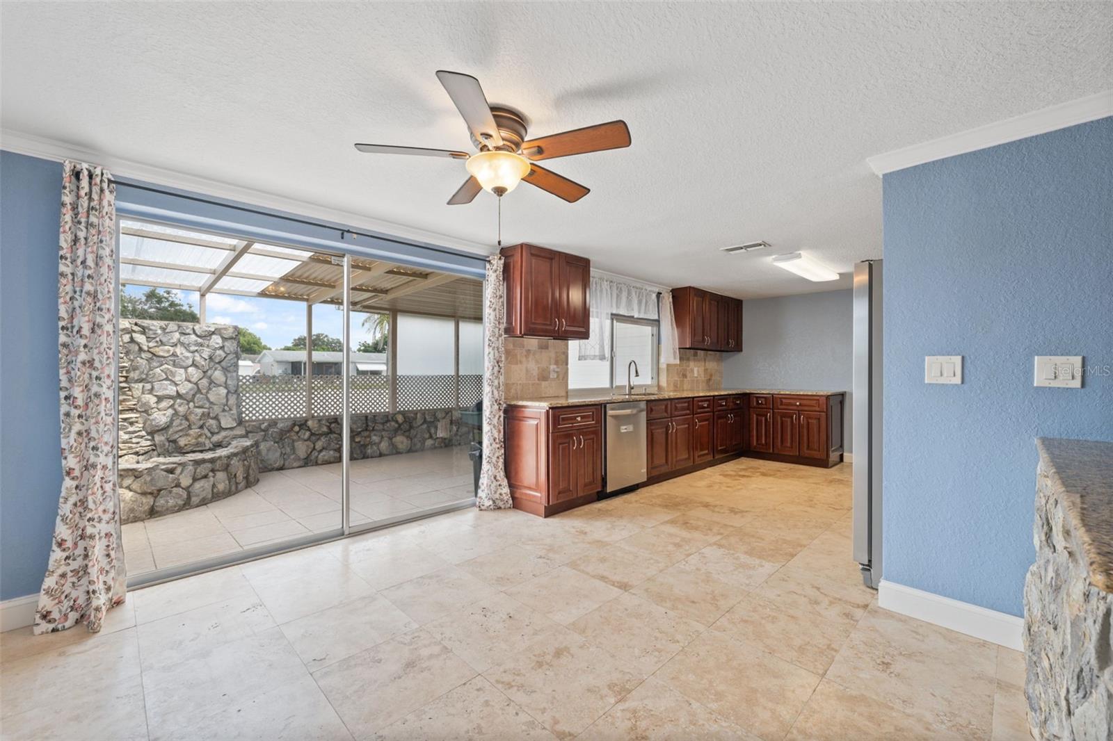 Image 10 of 53 For 4025 Sail Drive