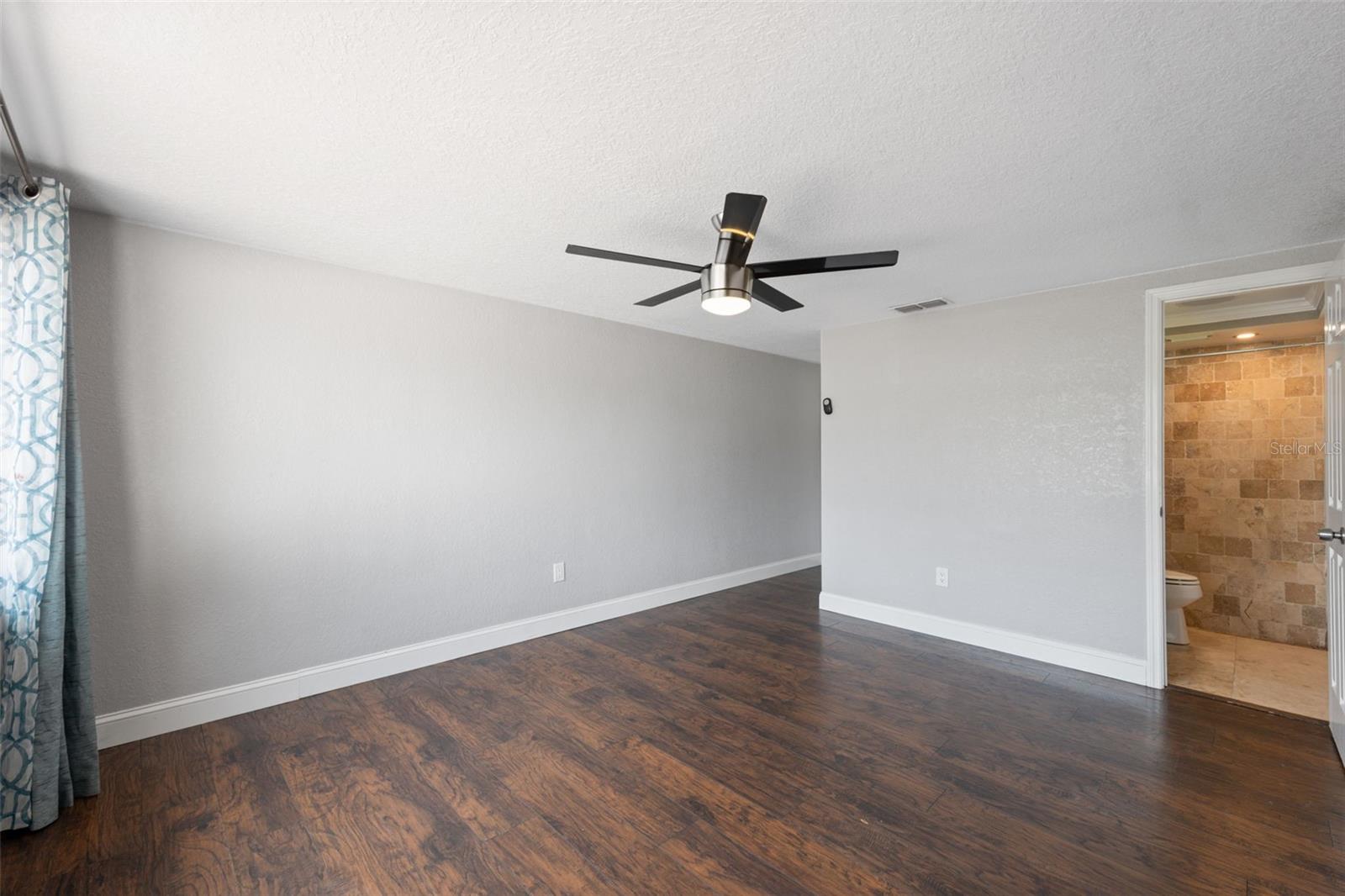 Image 11 of 53 For 4025 Sail Drive