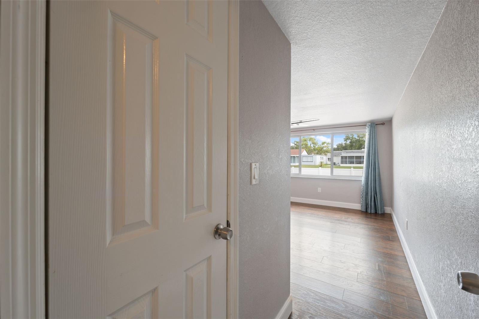 Image 12 of 53 For 4025 Sail Drive
