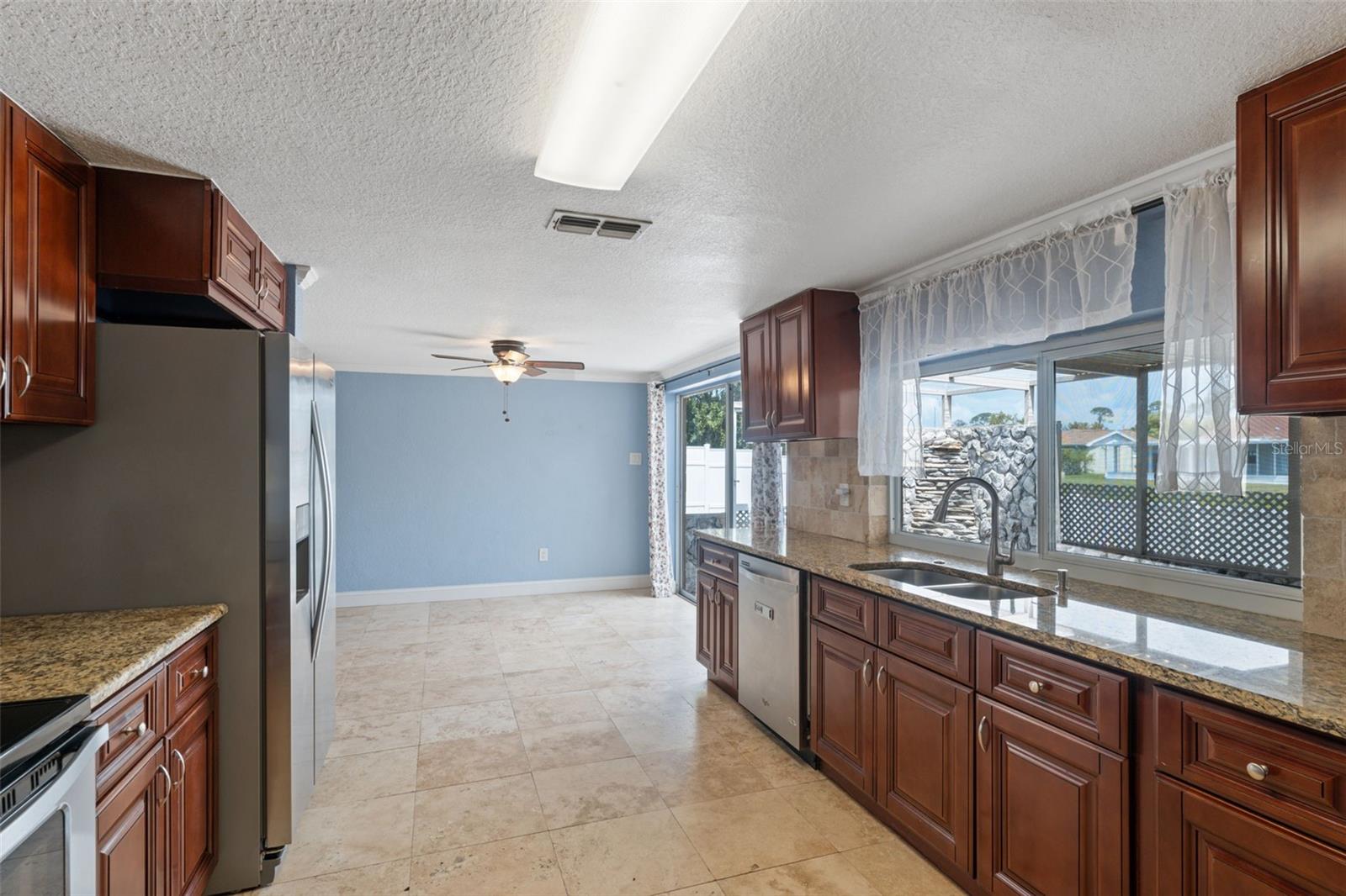 Image 6 of 53 For 4025 Sail Drive