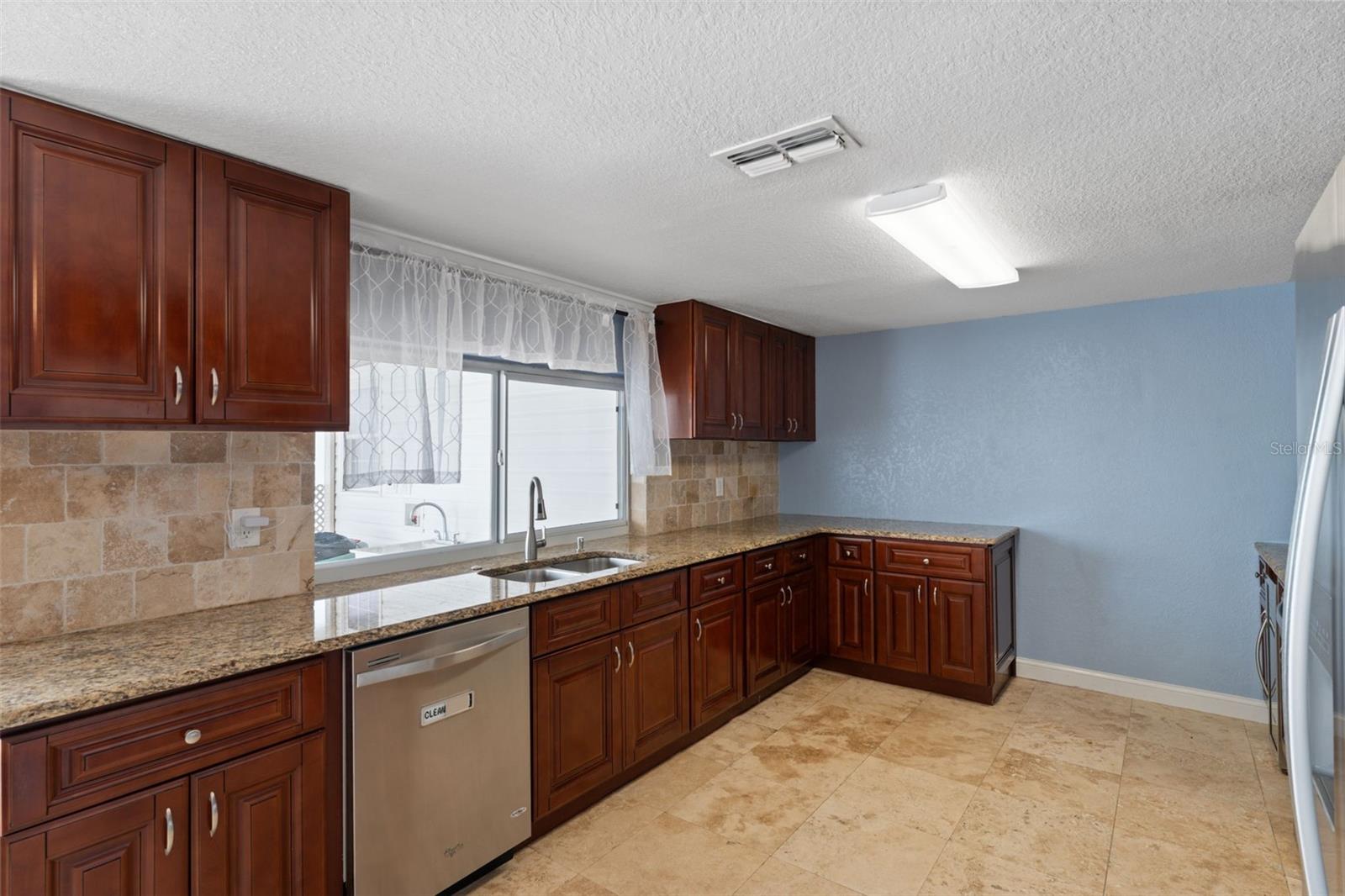 Image 9 of 53 For 4025 Sail Drive