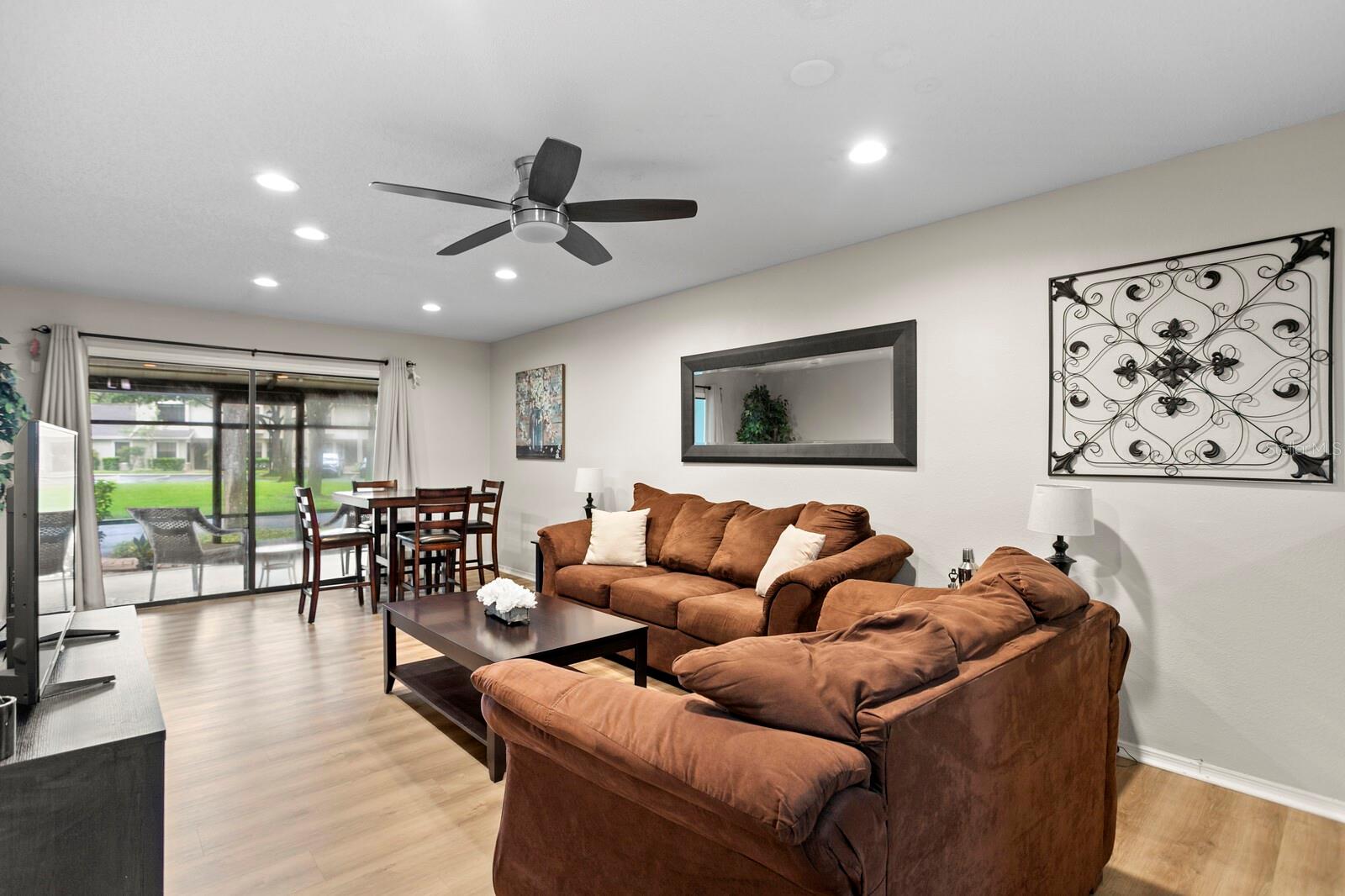 Image 11 of 26 For 5100 Burchette Road 306