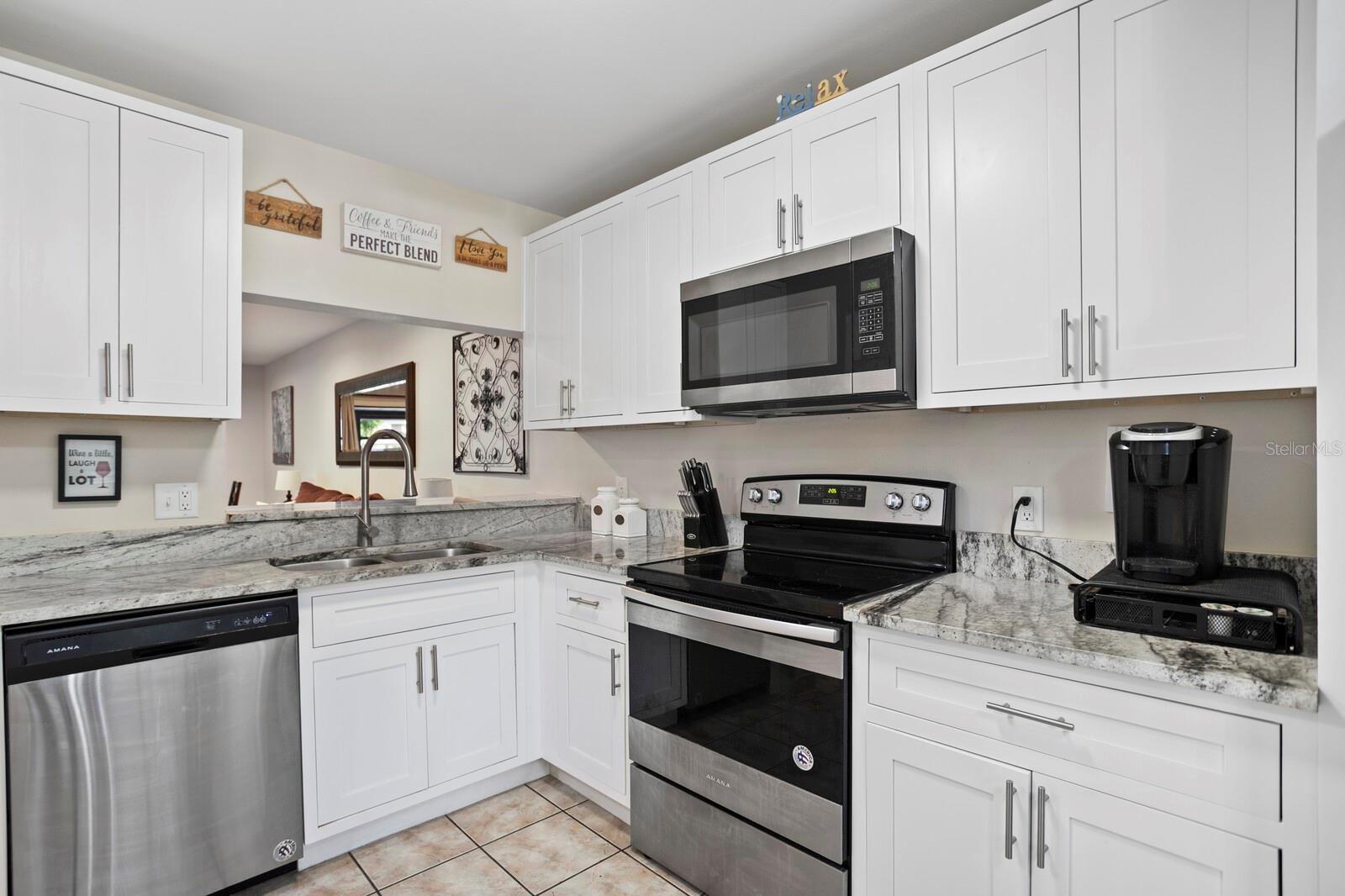 Image 4 of 26 For 5100 Burchette Road 306