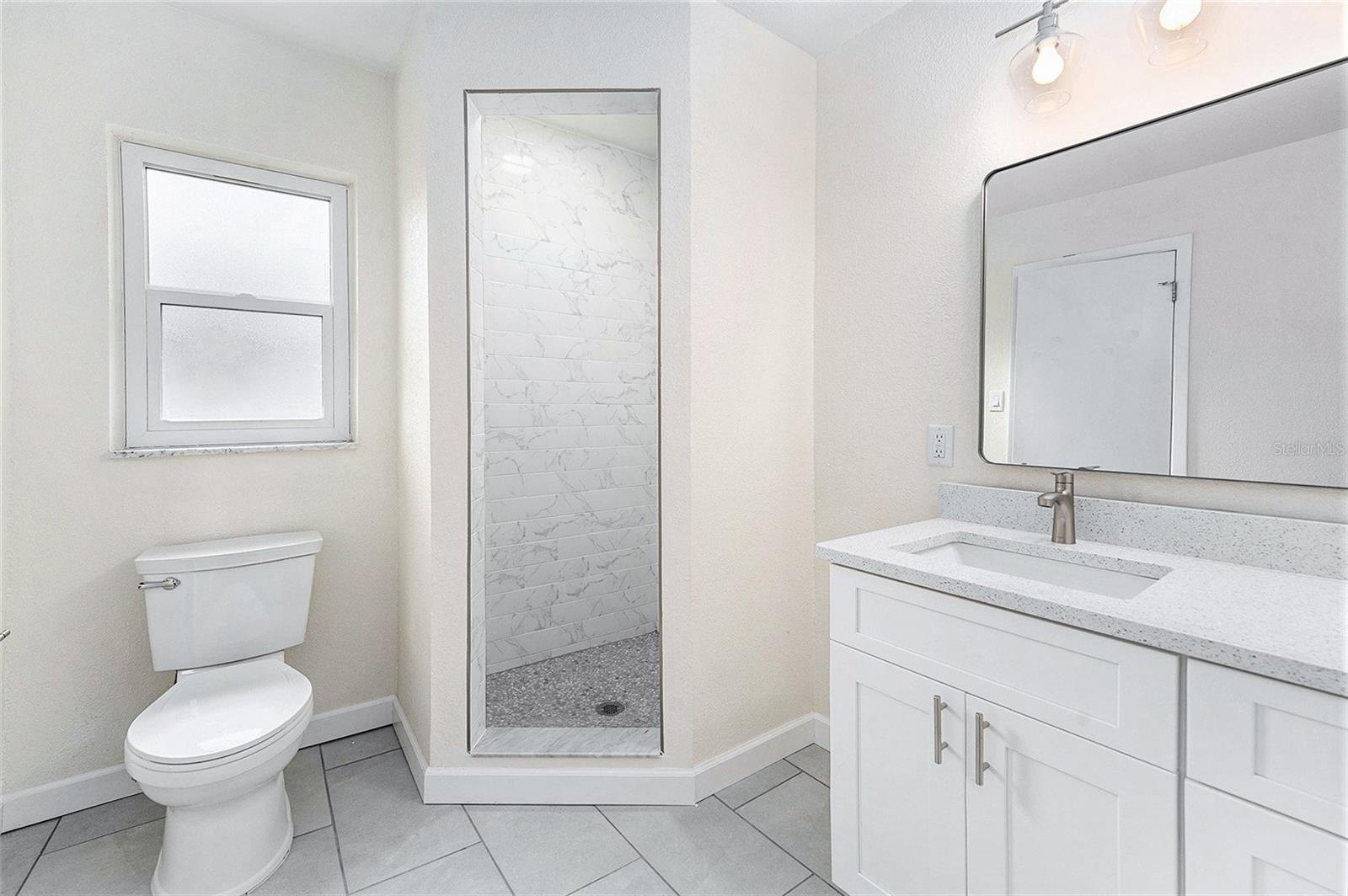 Image 13 of 28 For 5984 30th Avenue N