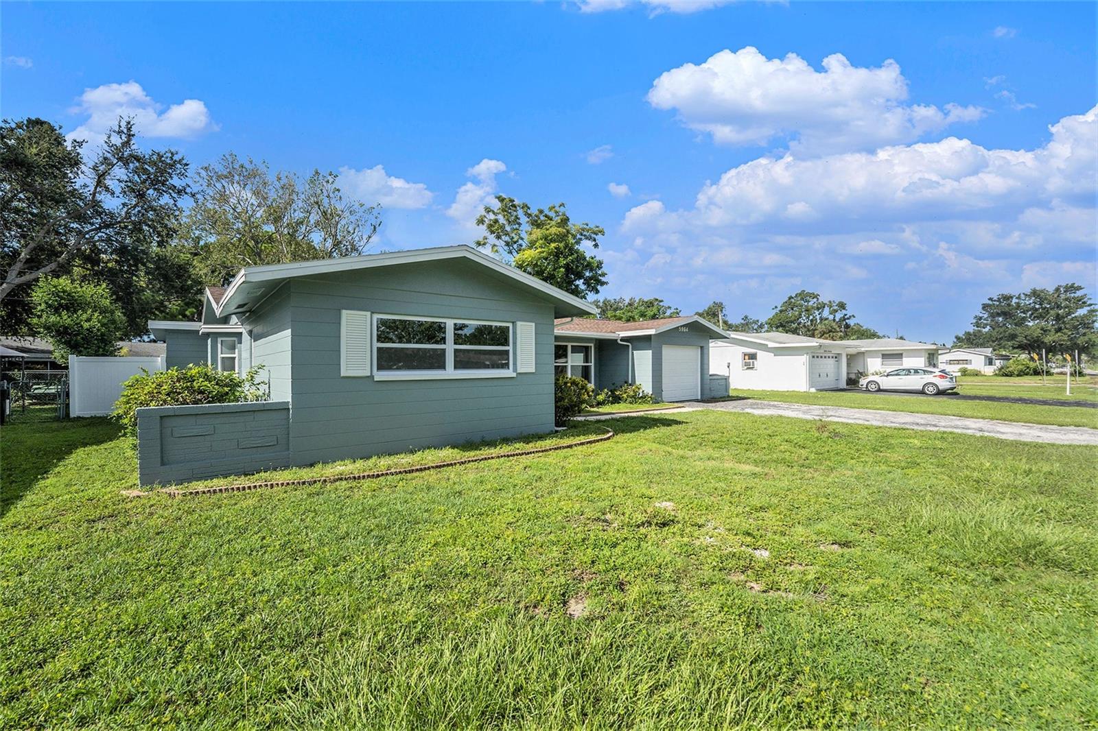 Image 2 of 28 For 5984 30th Avenue N