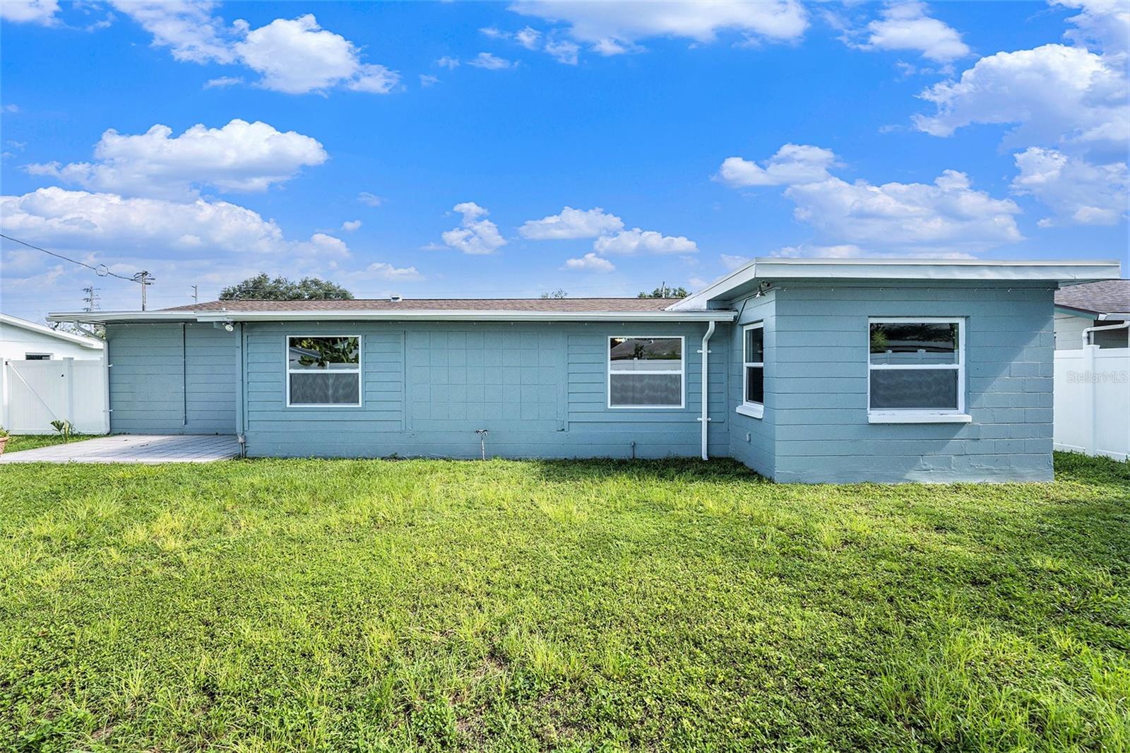Image 26 of 28 For 5984 30th Avenue N