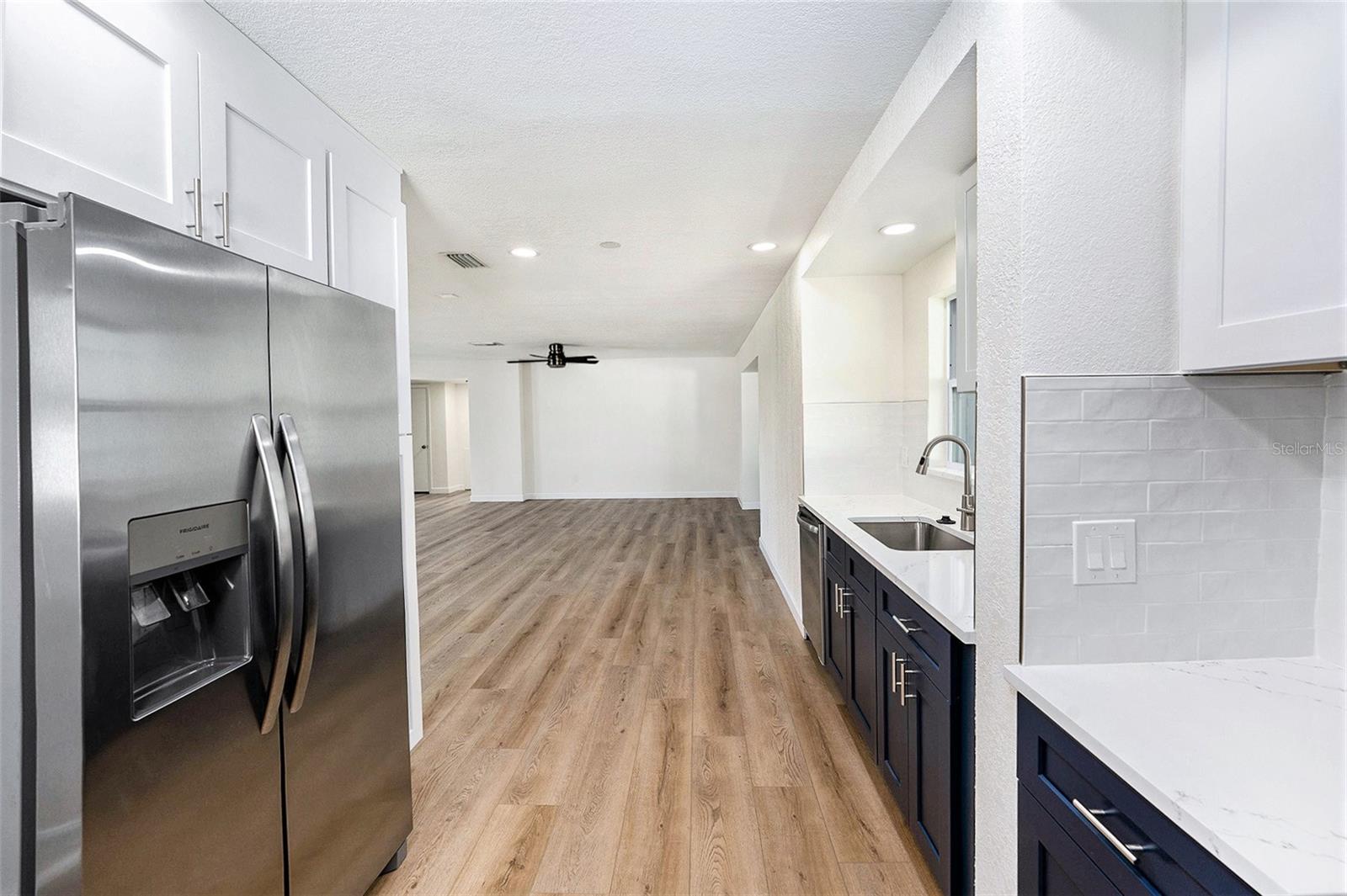 Image 8 of 28 For 5984 30th Avenue N