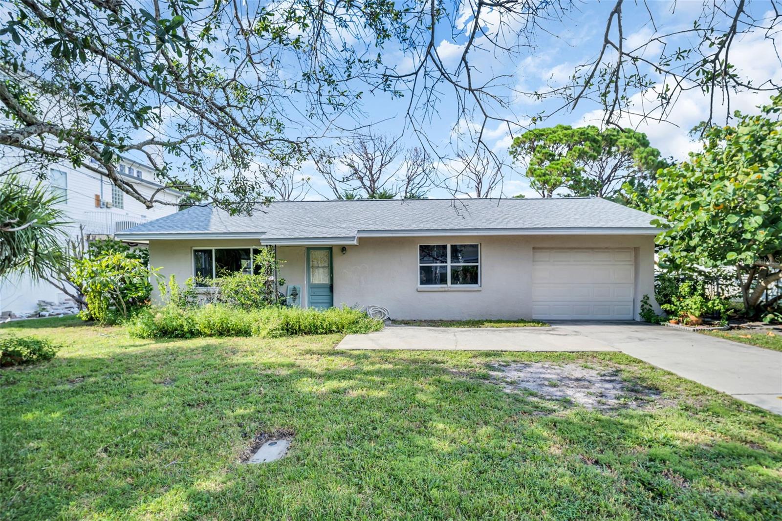 Details for 402 Orchid  , PALM HARBOR, FL 34683