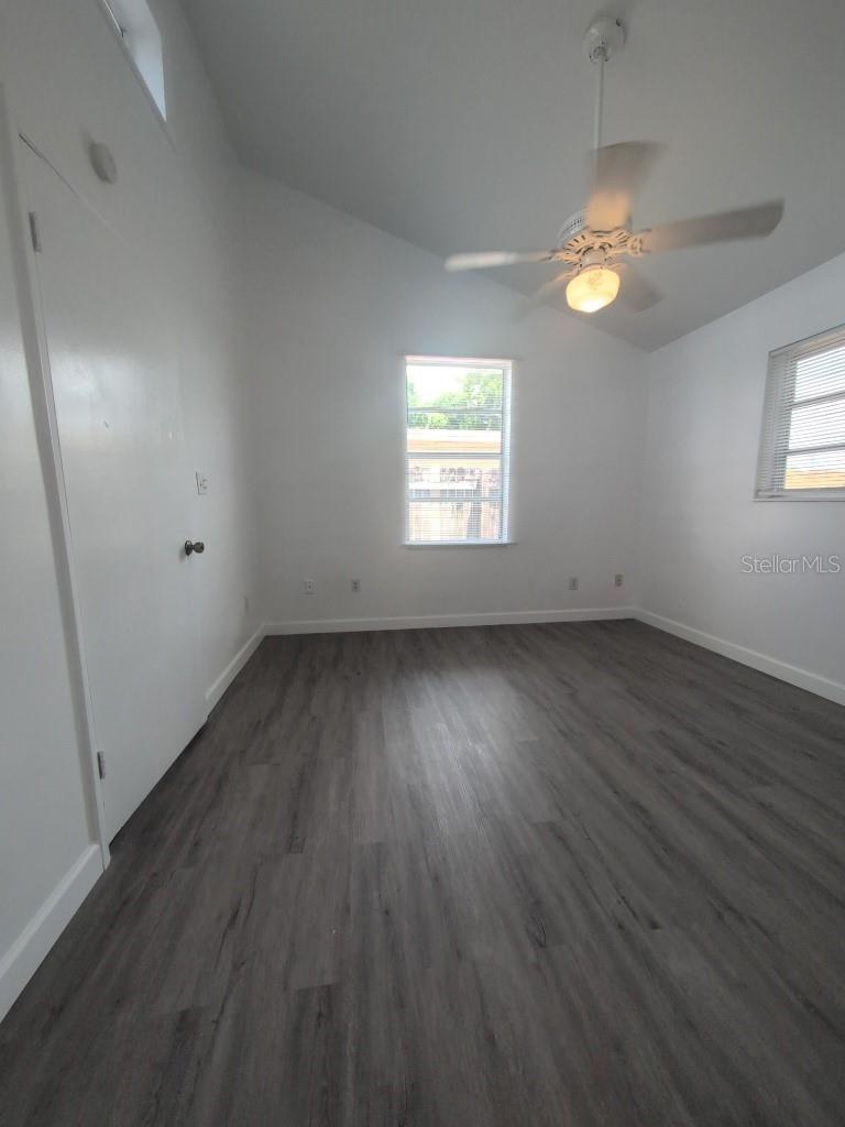 Image 10 of 19 For 10554 116th Avenue
