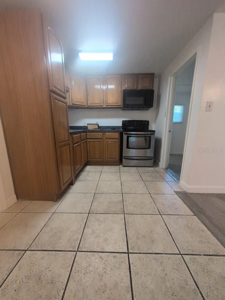 Image 6 of 19 For 10554 116th Avenue