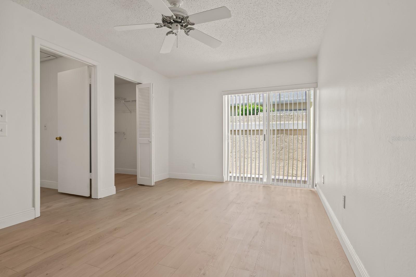 Image 16 of 36 For 2719 Sherbrooke Lane C