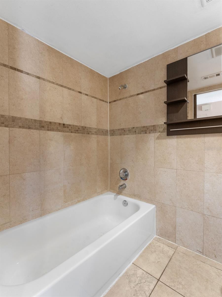Image 23 of 34 For 4791 Puritan Circle