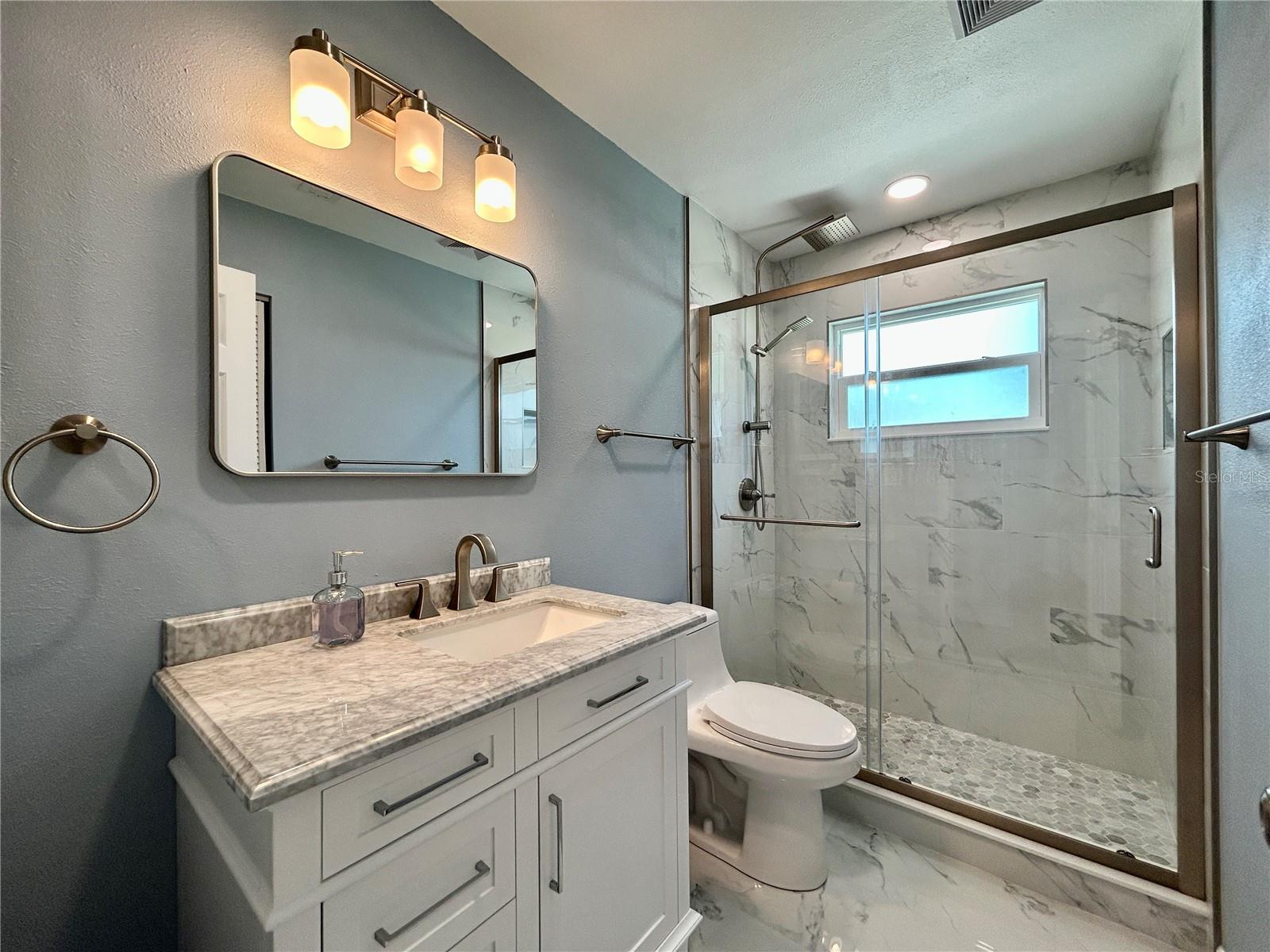 Image 17 of 22 For 6821 Onyx Drive N