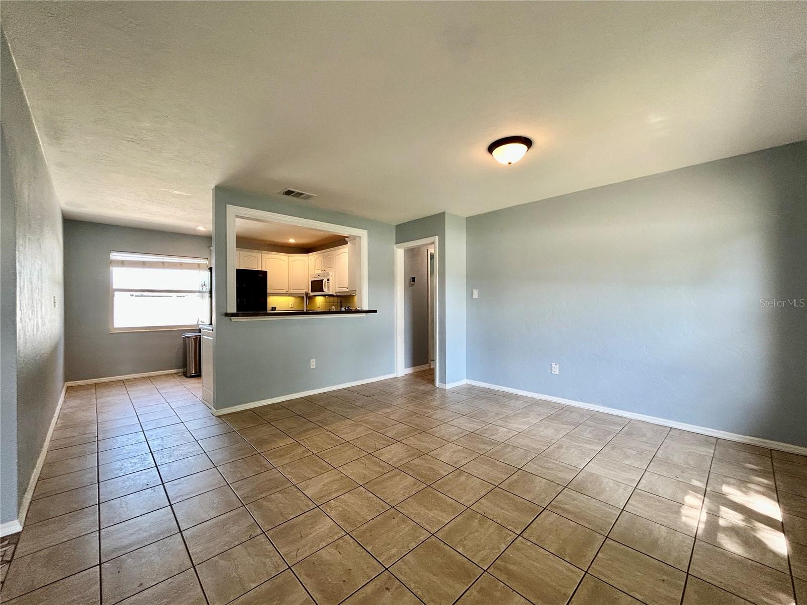 Image 2 of 22 For 6821 Onyx Drive N