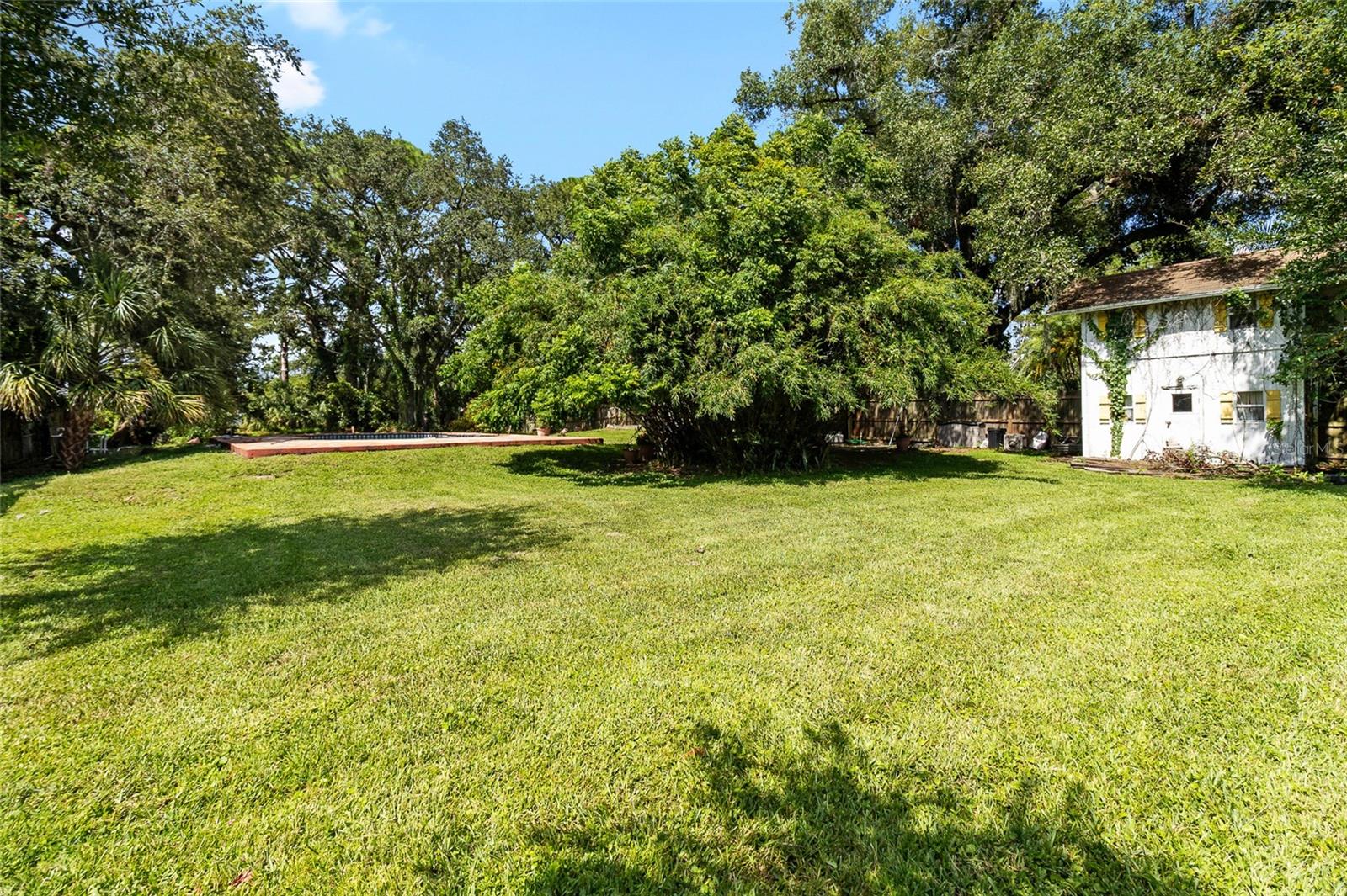 Image 30 of 77 For 8304 Pat Boulevard