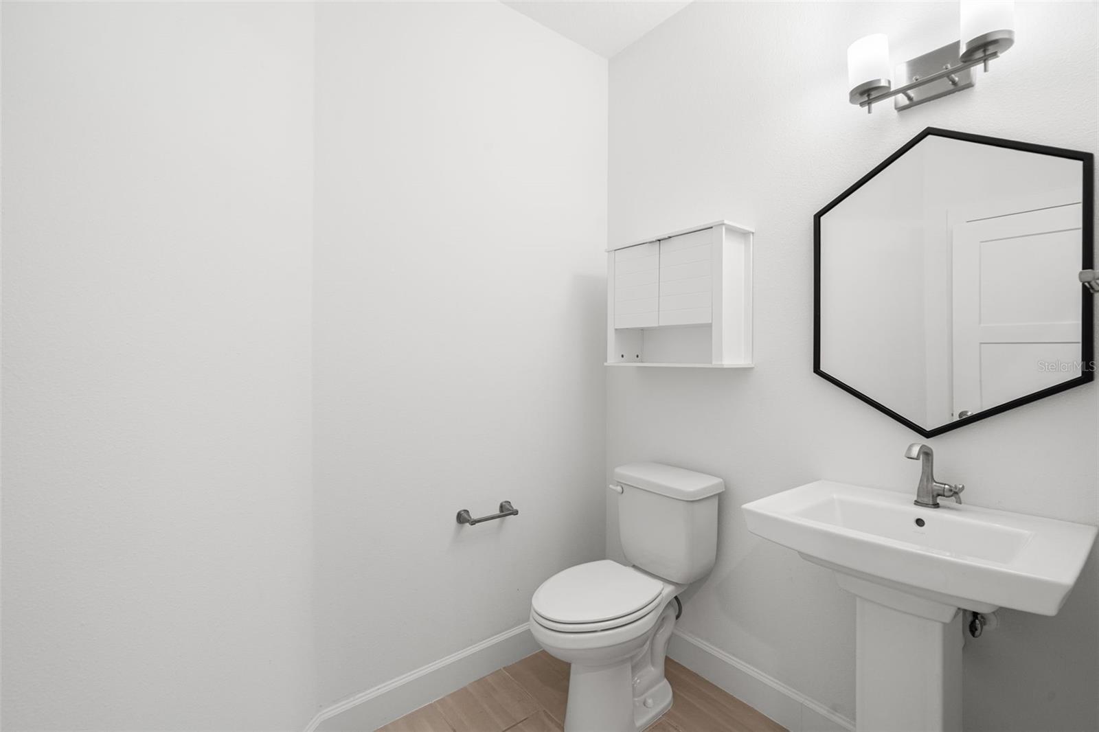 Image 20 of 25 For 104 26th Street N