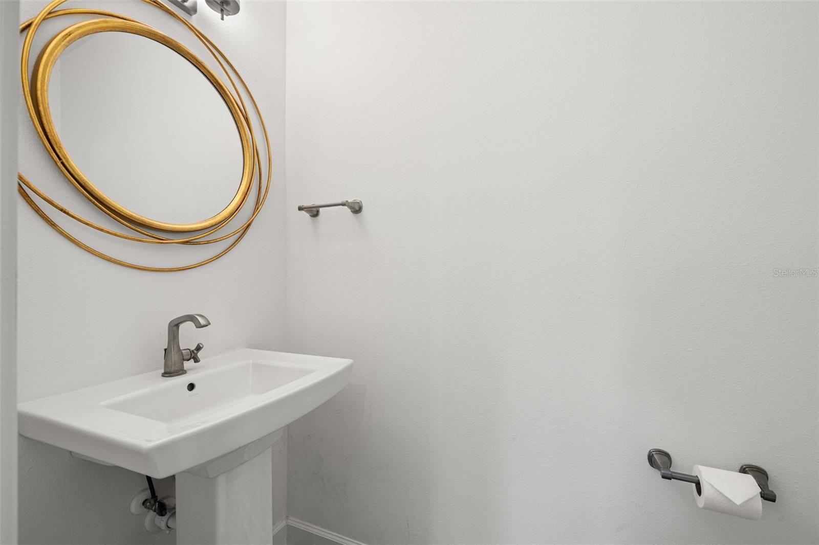 Image 22 of 25 For 104 26th Street N