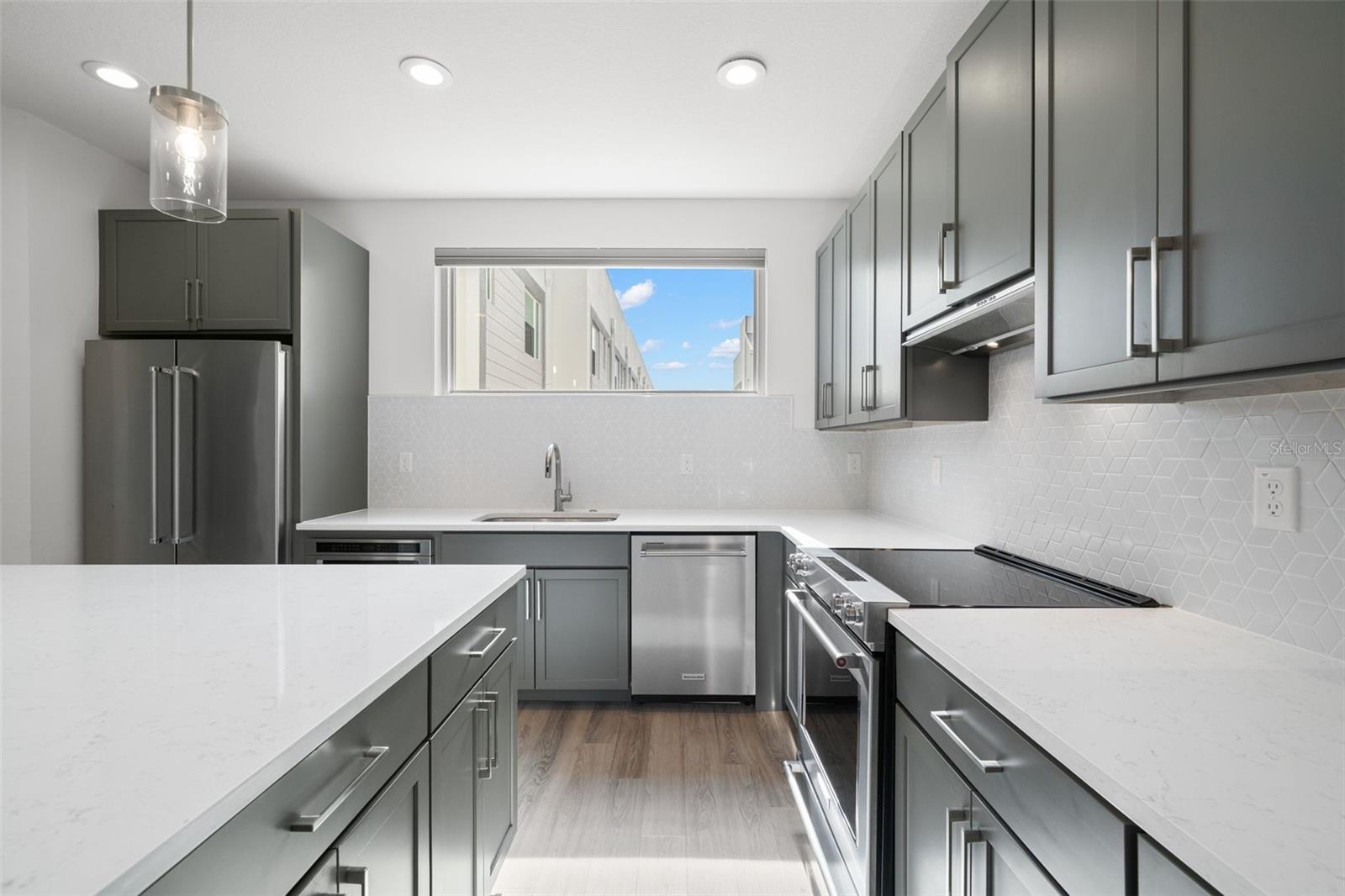 Image 9 of 25 For 104 26th Street N