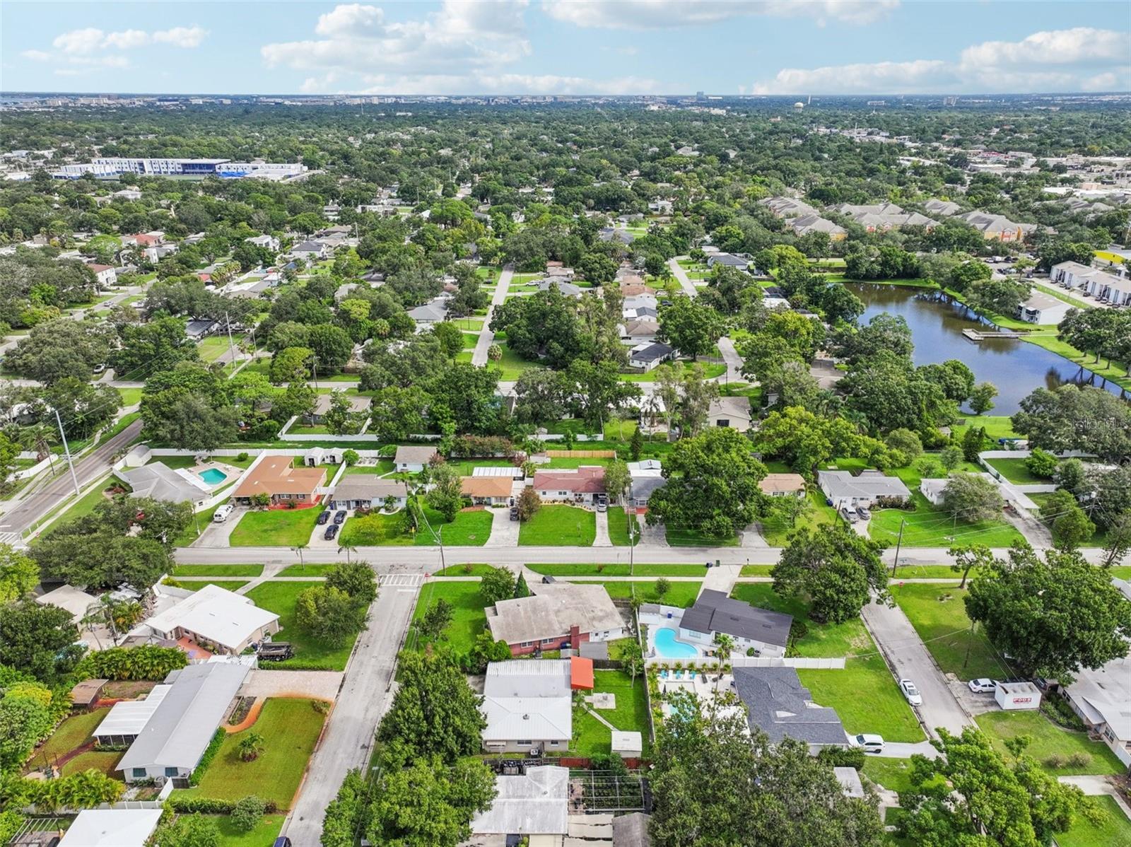 Listing photo id 25 for 4502 Hale Avenue