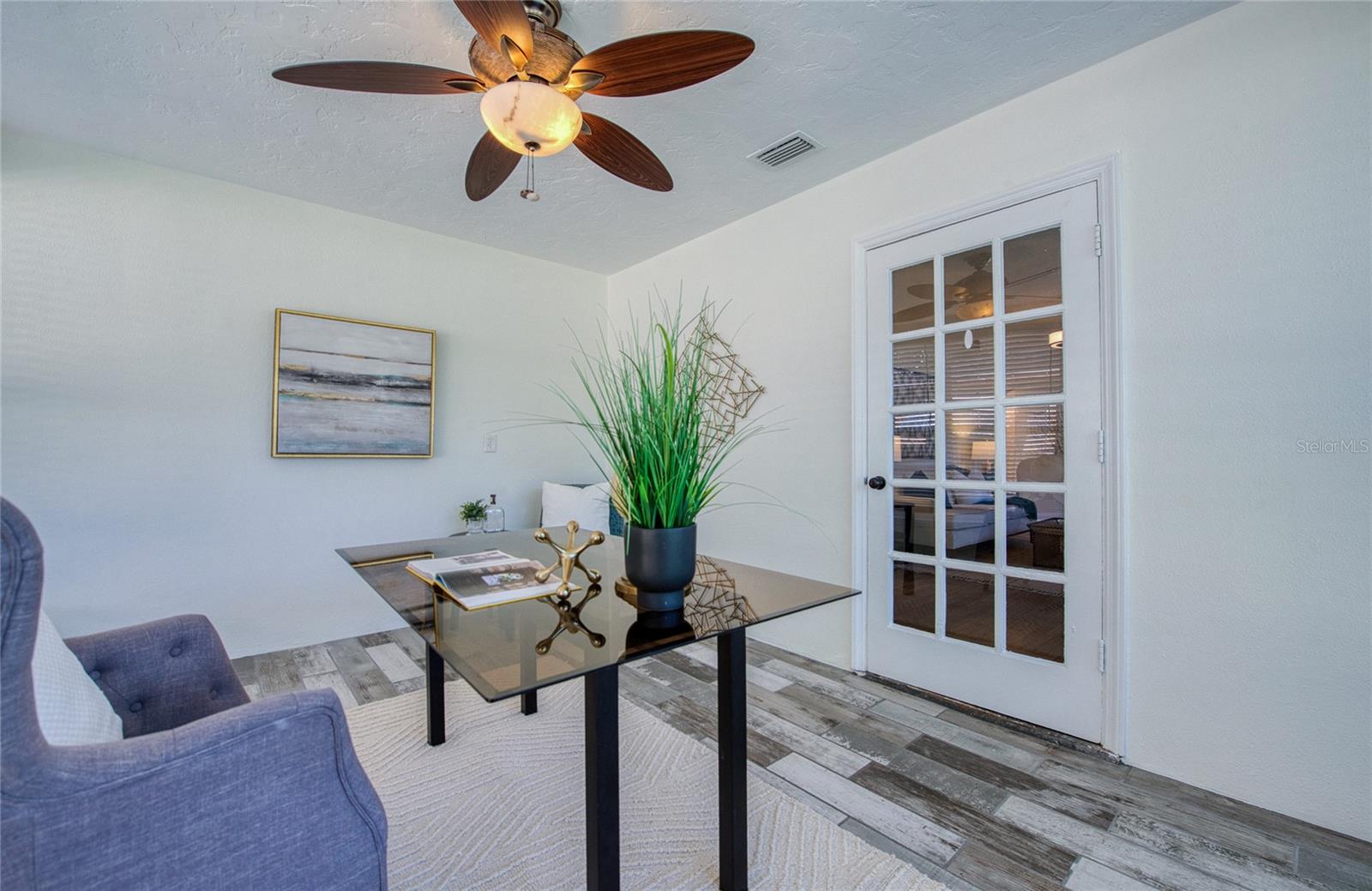 Image 12 of 58 For 1807 23rd Avenue N