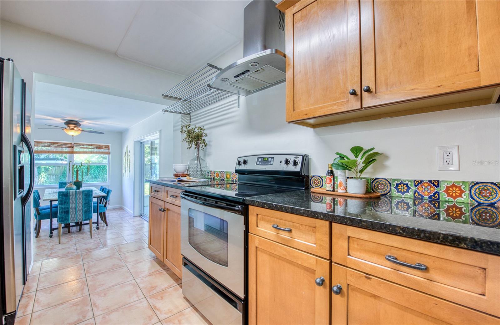 Image 14 of 58 For 1807 23rd Avenue N