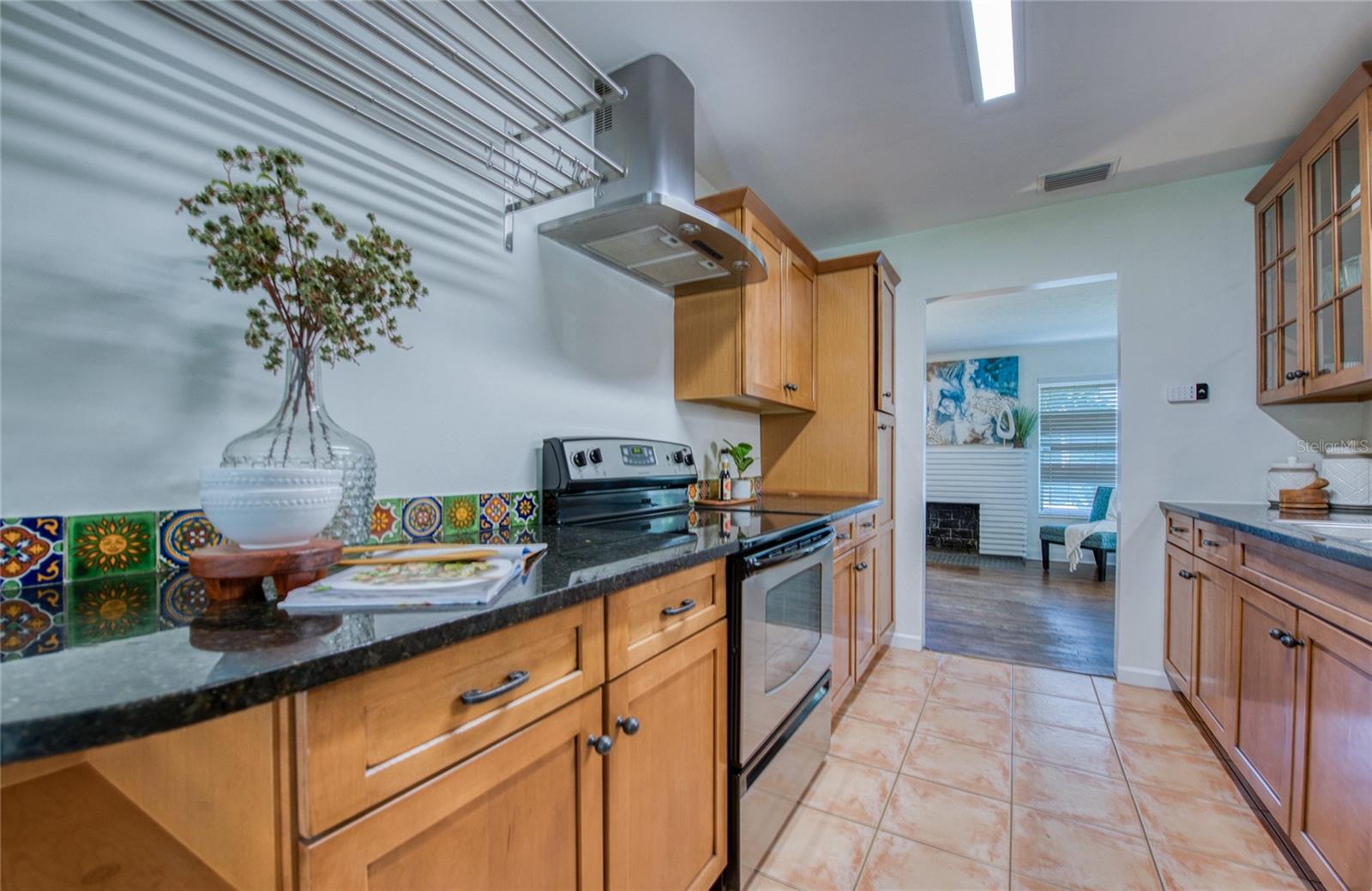Image 16 of 58 For 1807 23rd Avenue N