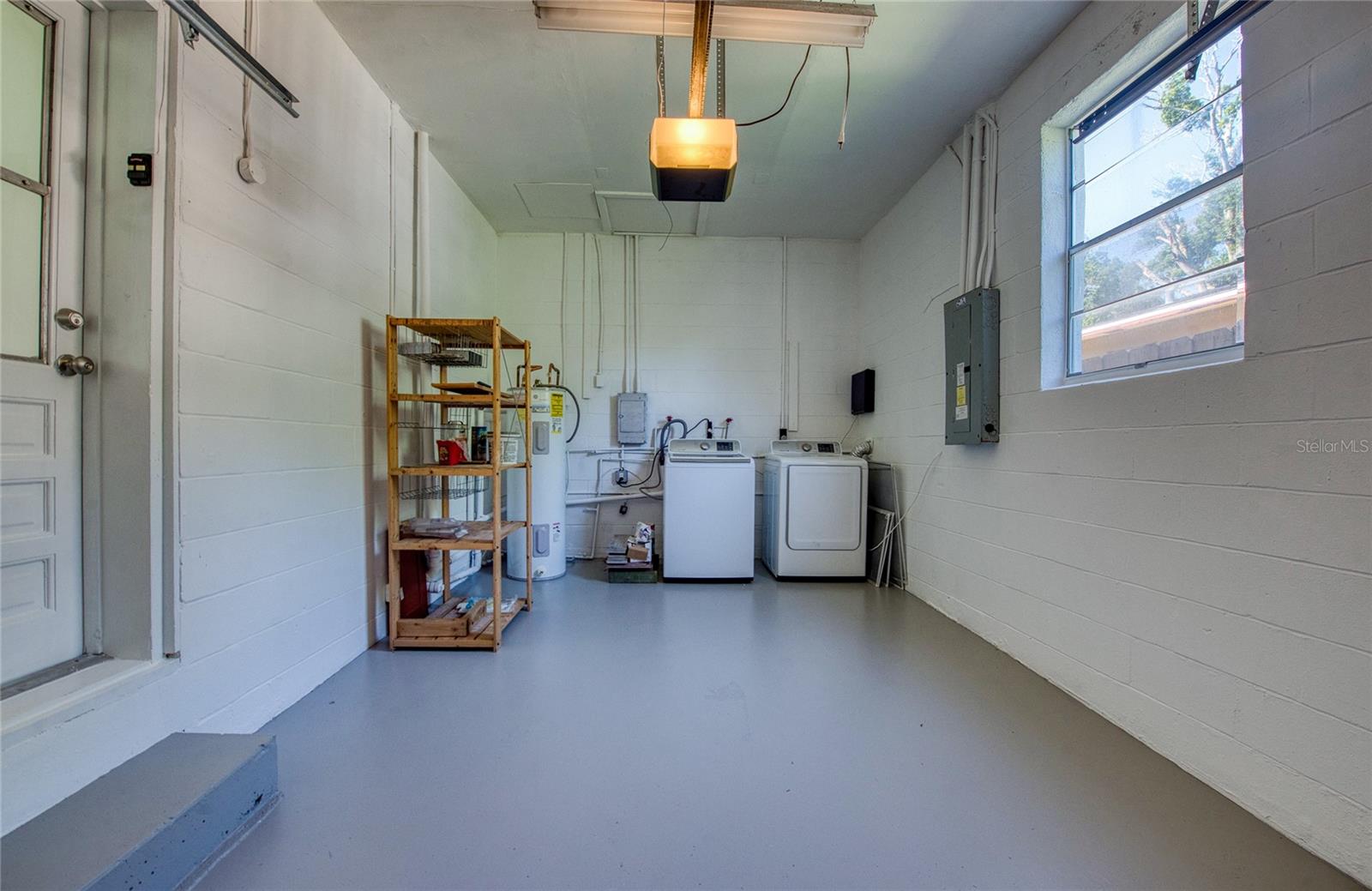 Image 40 of 58 For 1807 23rd Avenue N