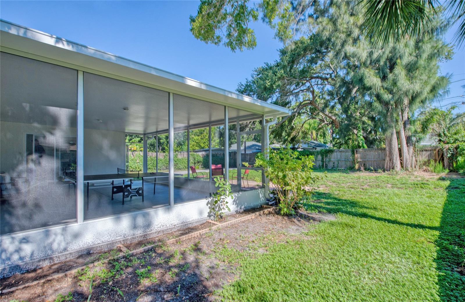 Image 46 of 58 For 1807 23rd Avenue N