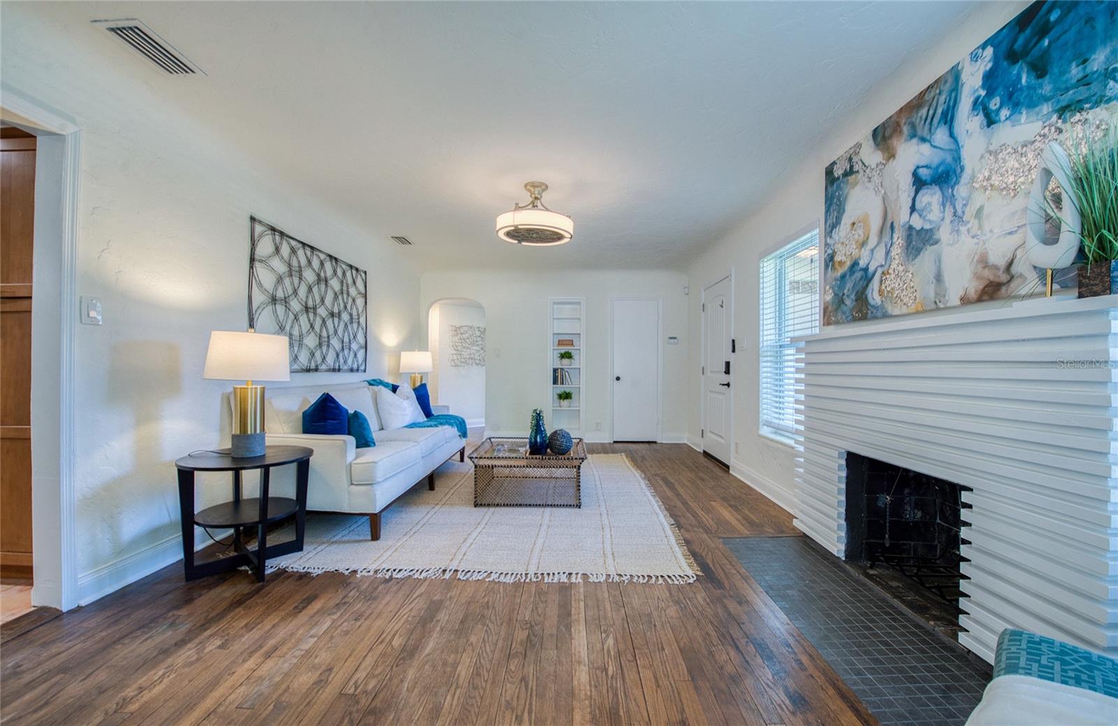 Image 7 of 58 For 1807 23rd Avenue N
