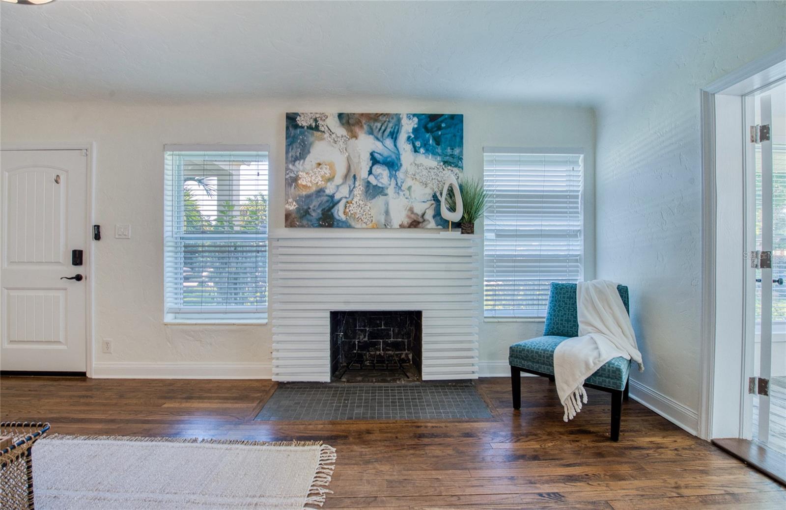 Image 8 of 58 For 1807 23rd Avenue N