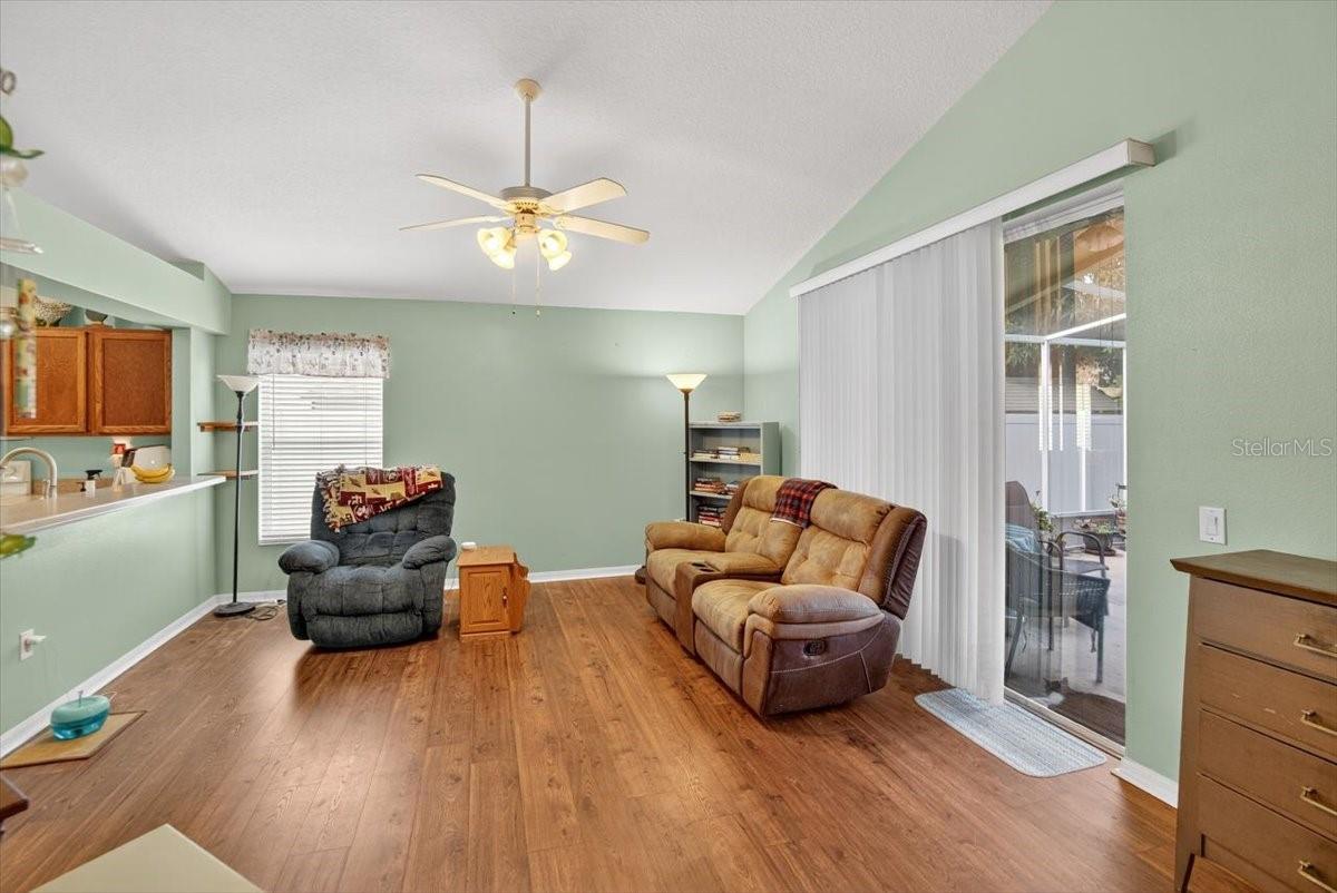 Image 10 of 26 For 12833 Kings Lake Drive