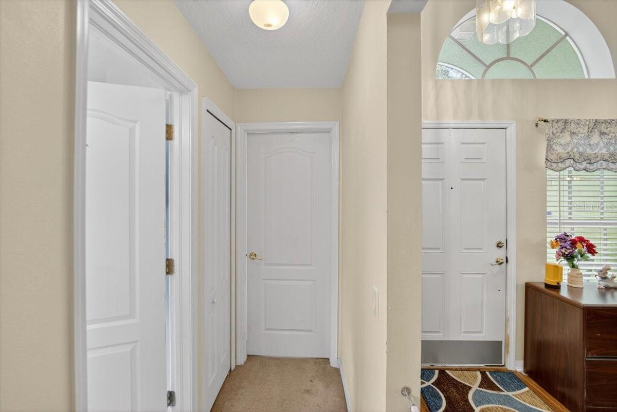 Image 17 of 26 For 12833 Kings Lake Drive