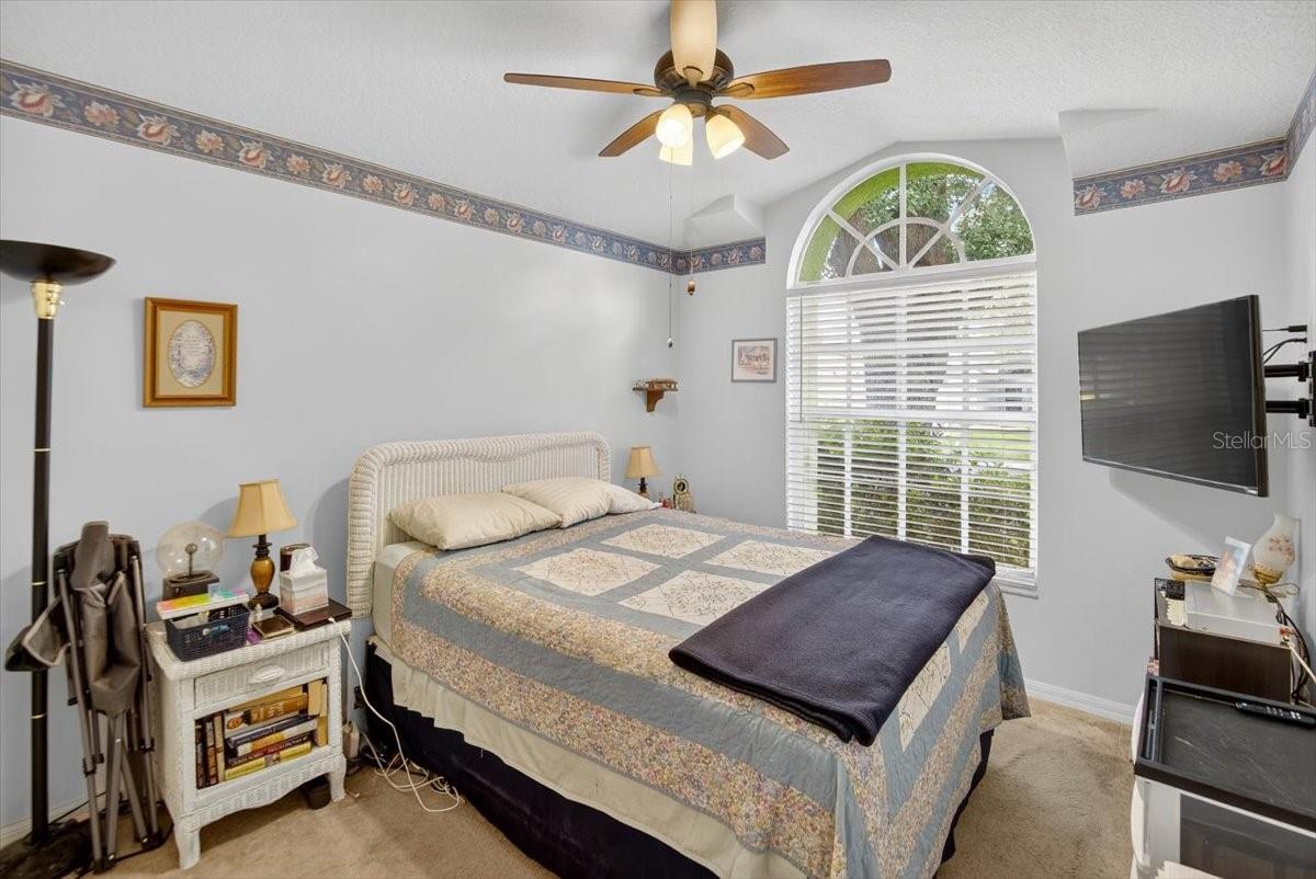 Image 18 of 26 For 12833 Kings Lake Drive