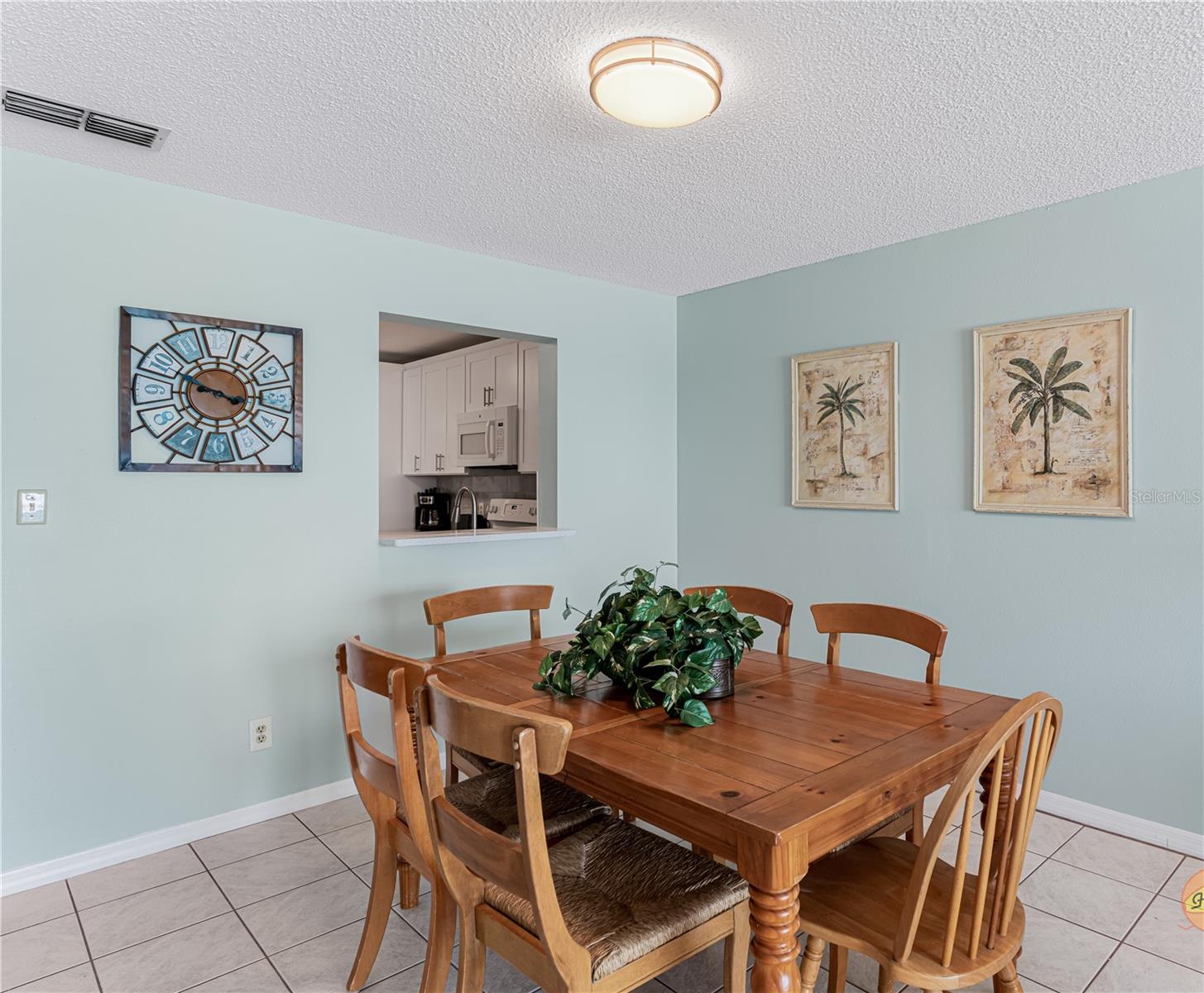 Image 11 of 34 For 13500 Gulf Boulevard 602