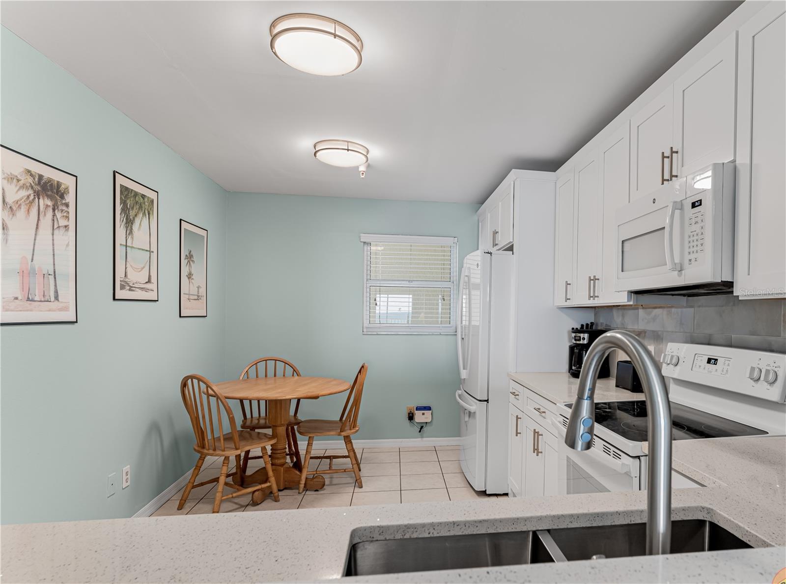 Image 13 of 34 For 13500 Gulf Boulevard 602