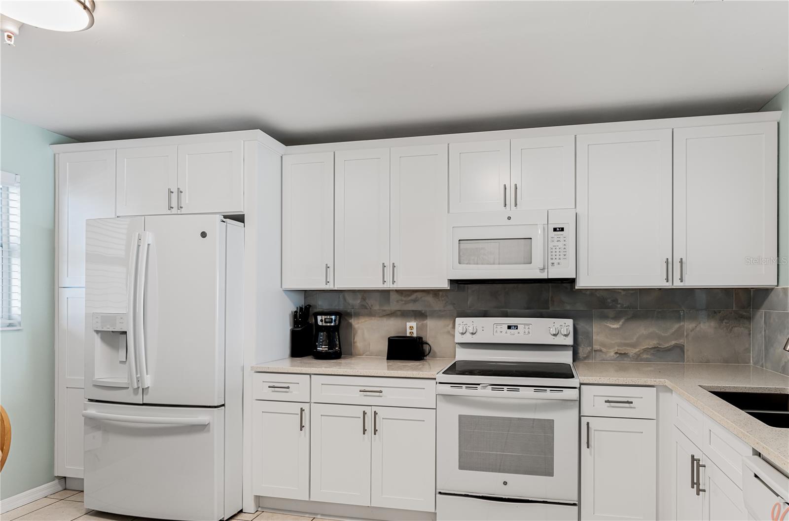 Image 14 of 34 For 13500 Gulf Boulevard 602