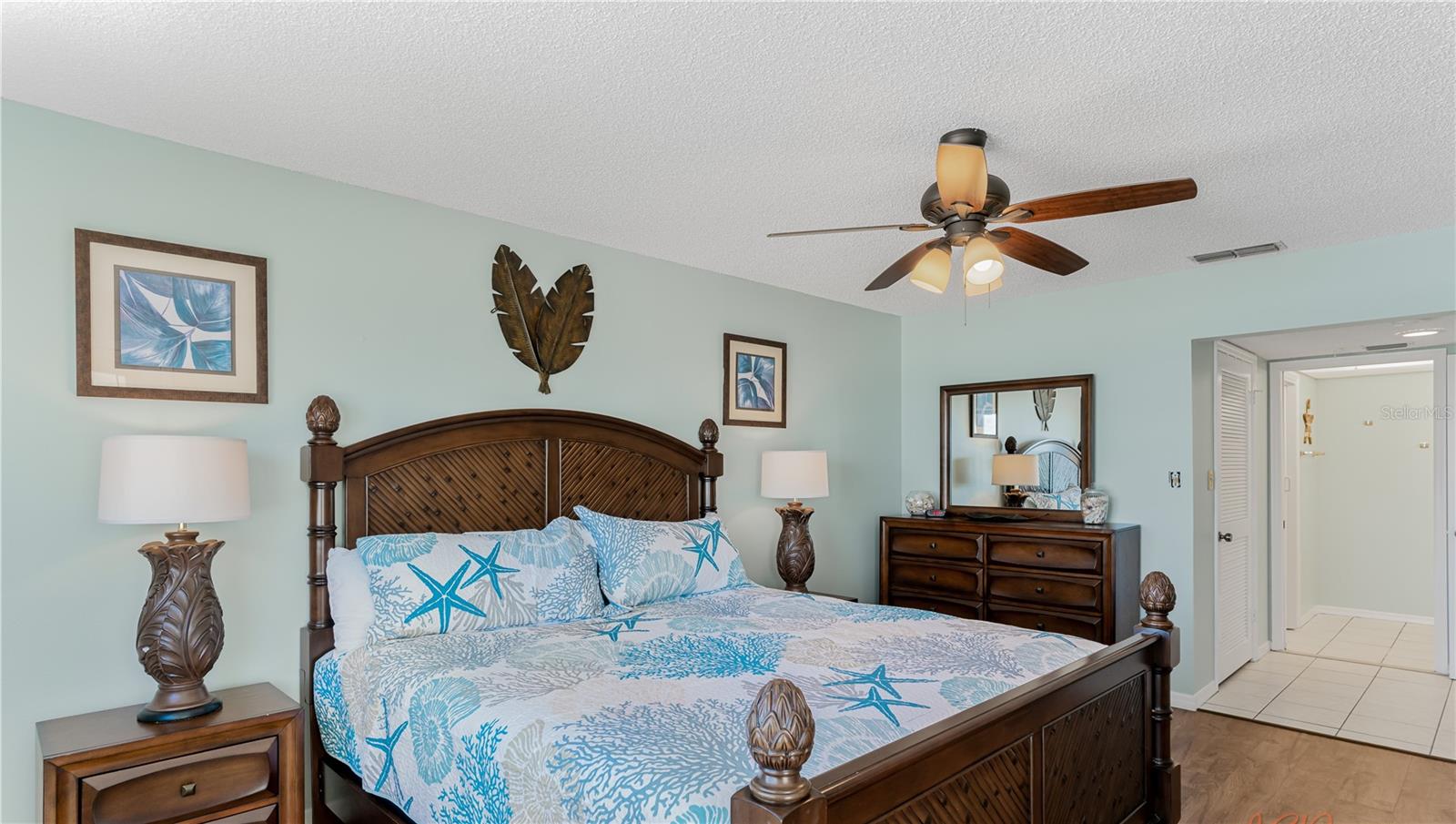 Image 19 of 34 For 13500 Gulf Boulevard 602