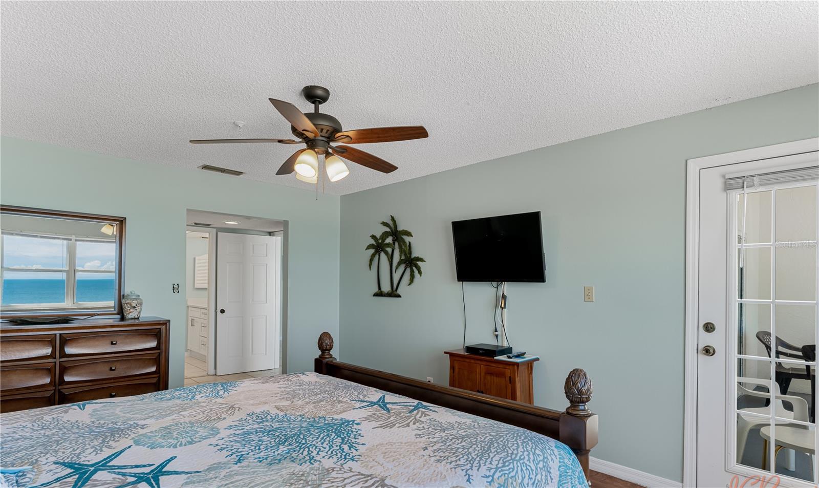 Image 20 of 34 For 13500 Gulf Boulevard 602