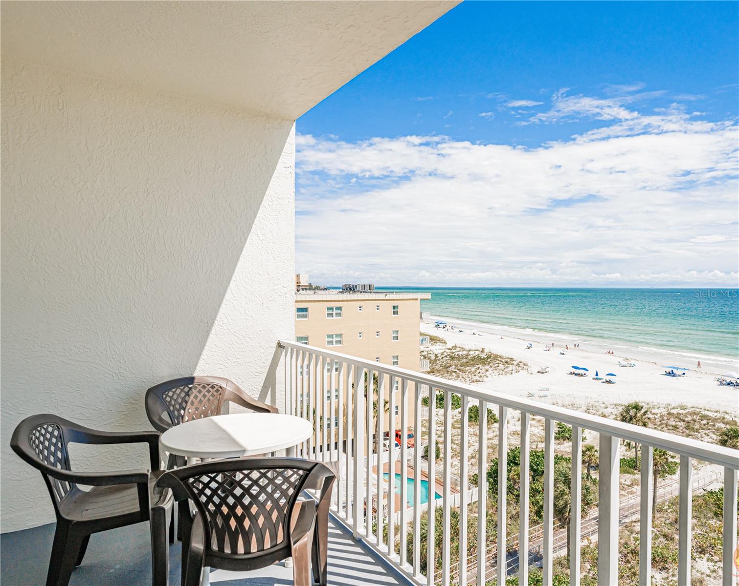 Image 4 of 34 For 13500 Gulf Boulevard 602