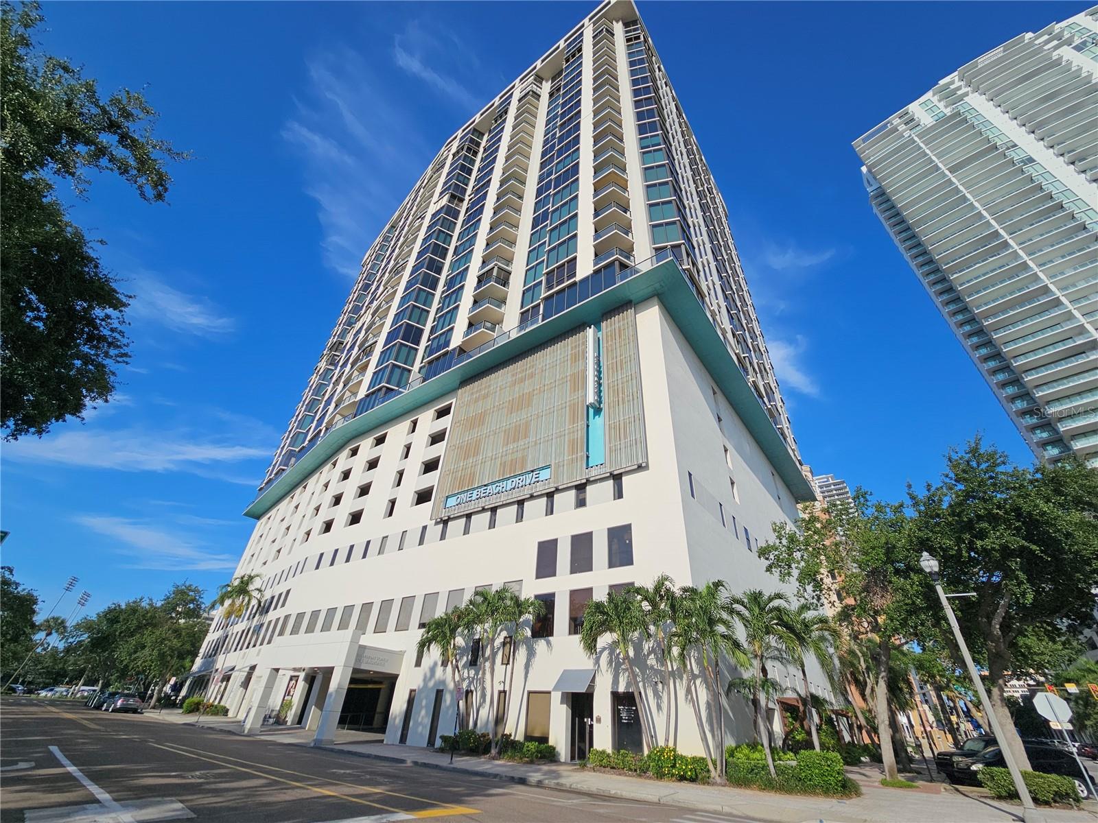 Details for 1 Beach Drive Se 911, ST PETERSBURG, FL 33701