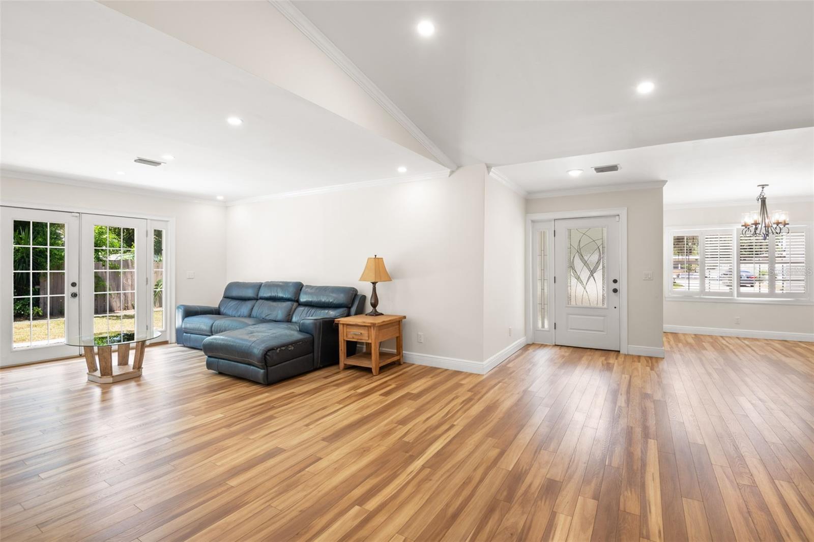 Image 10 of 25 For 5015 Aragon Way S