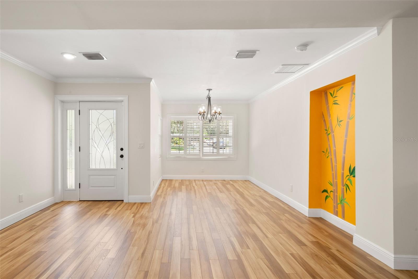 Image 3 of 25 For 5015 Aragon Way S