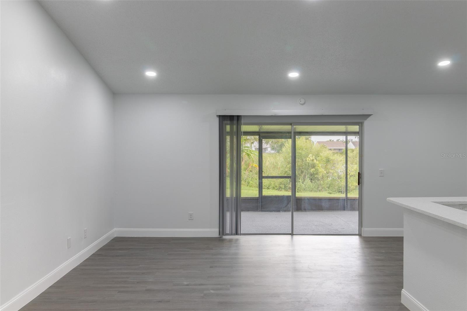 Image 11 of 37 For 8233 Clermont Street
