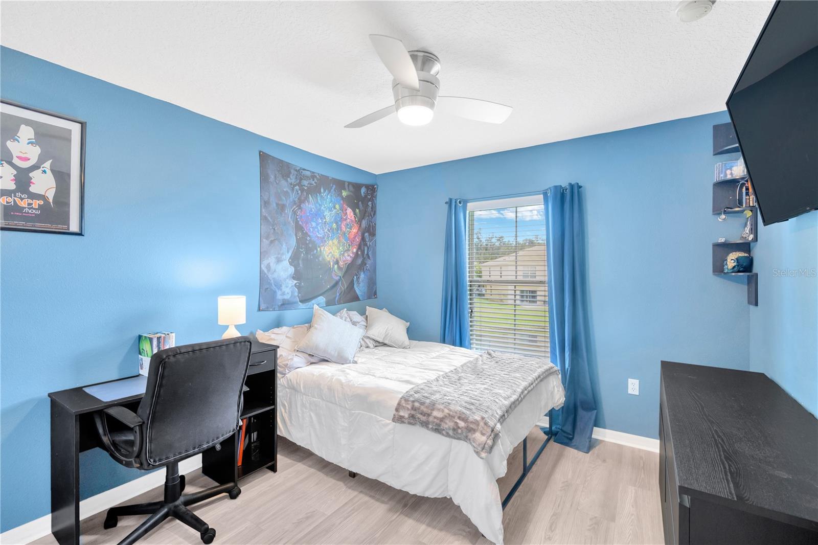 Image 26 of 41 For 10821 Johanna Avenue