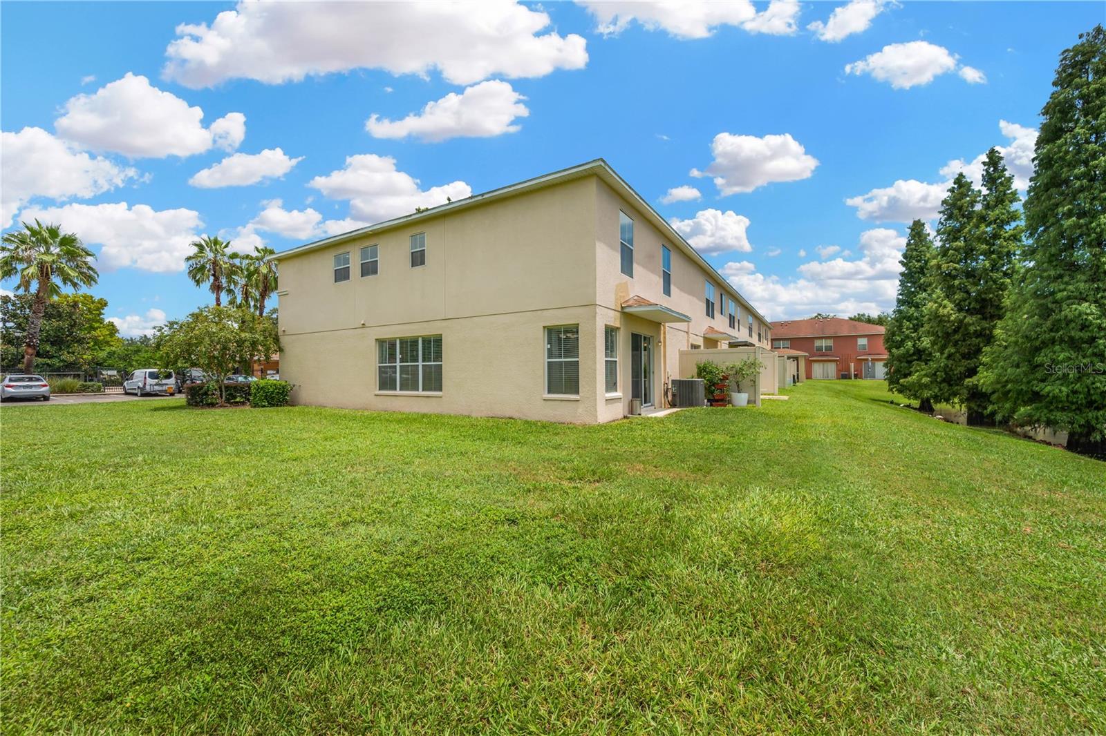 Image 35 of 41 For 10821 Johanna Avenue