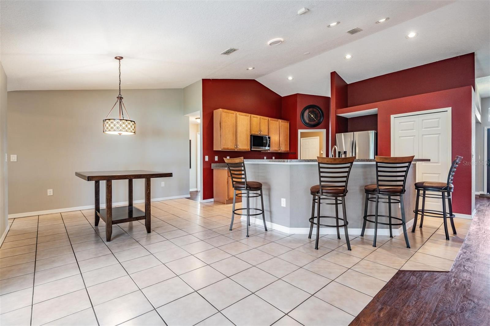 Image 10 of 44 For 2318 Bolger Avenue