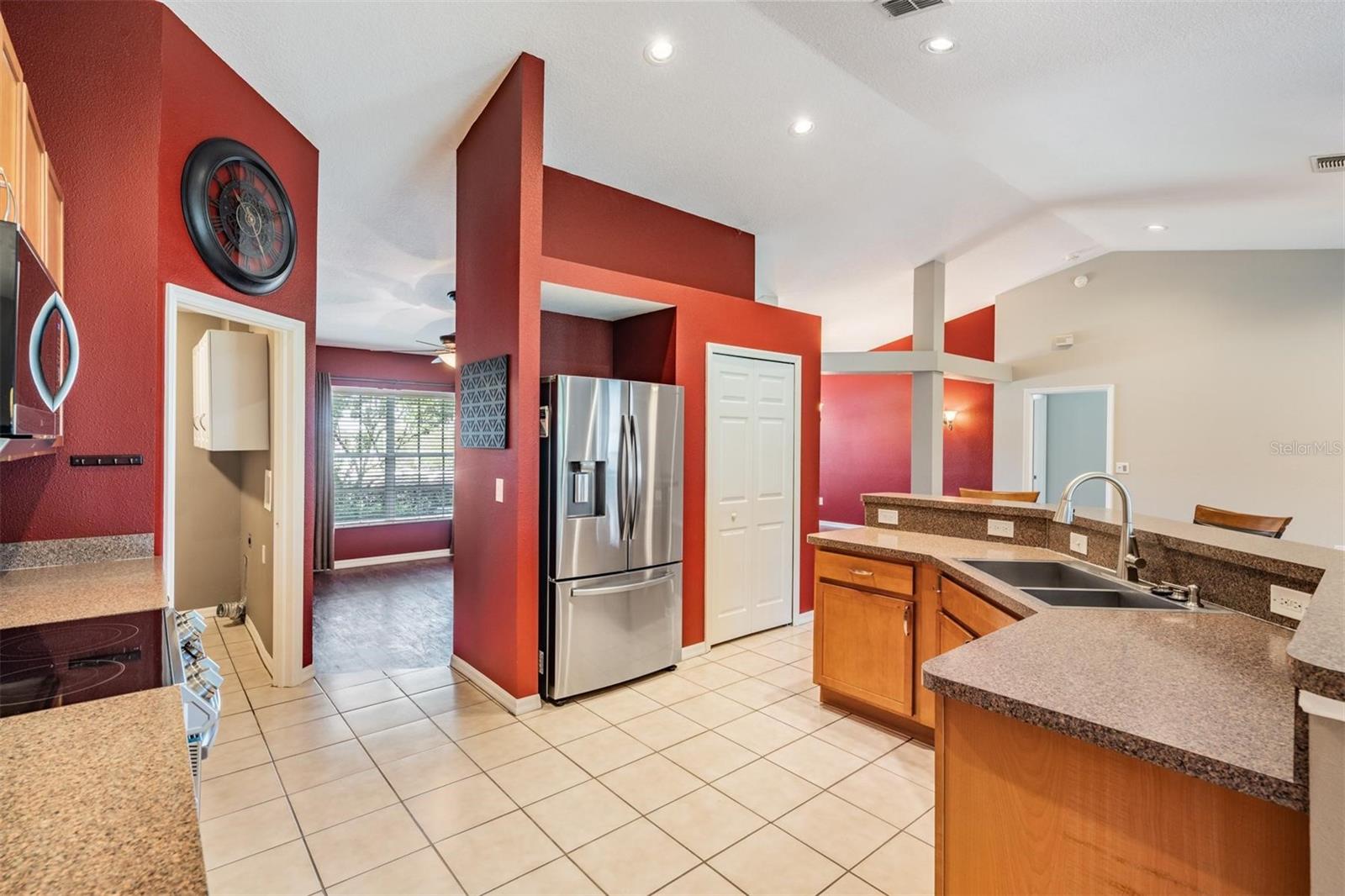 Image 15 of 44 For 2318 Bolger Avenue