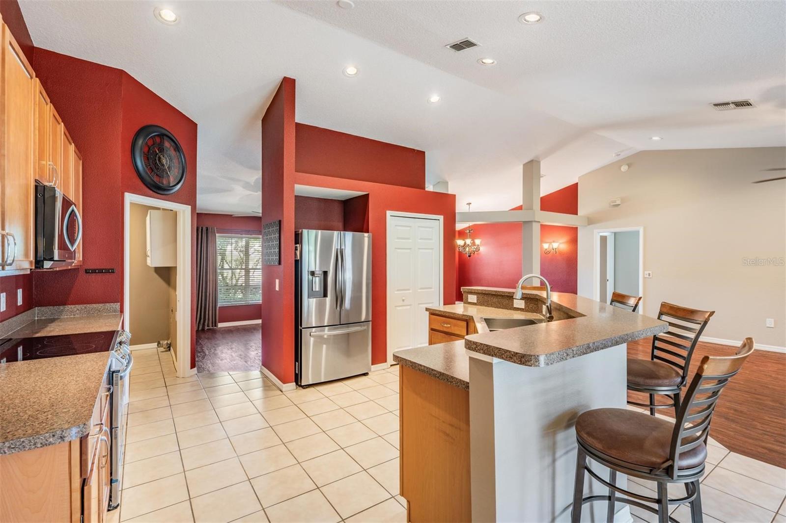 Image 19 of 44 For 2318 Bolger Avenue